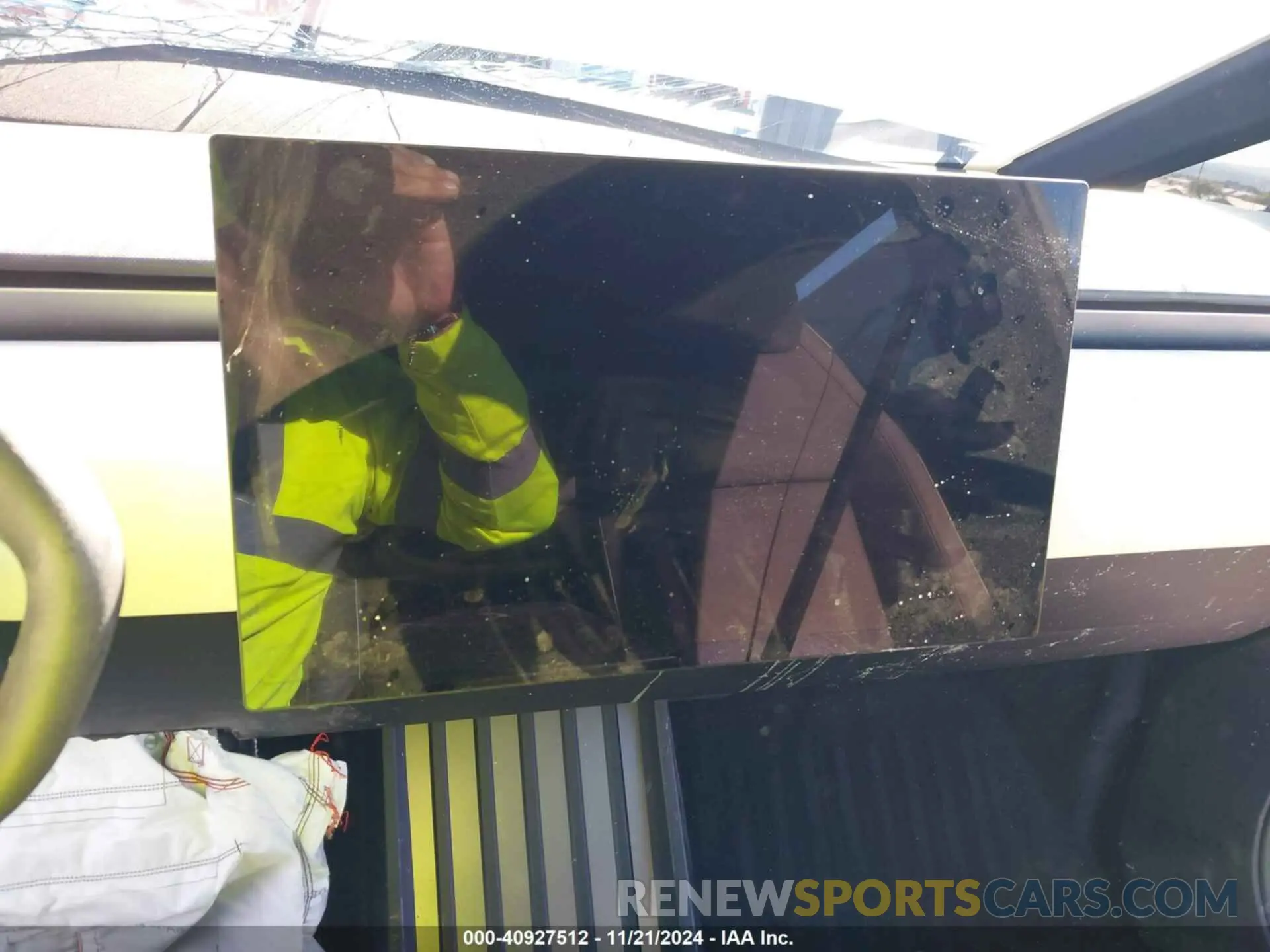 7 Photograph of a damaged car 7G2CEHED2RA005217 TESLA CYBERTRUCK 2024