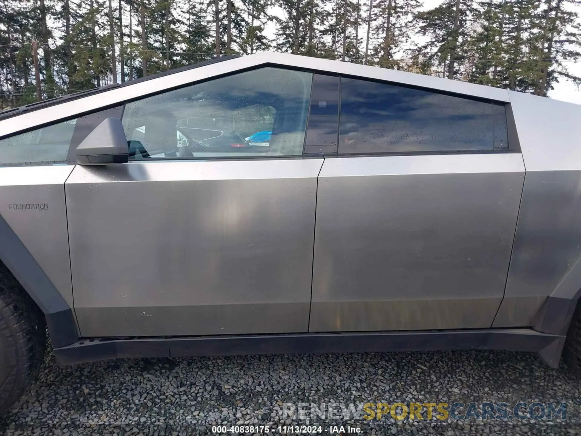 14 Photograph of a damaged car 7G2CEHED2RA019151 TESLA CYBERTRUCK 2024