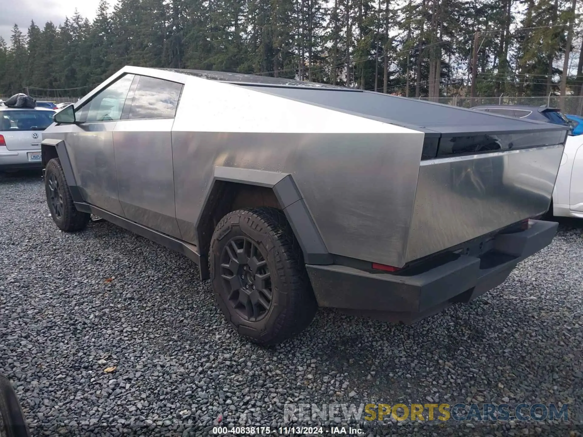 3 Photograph of a damaged car 7G2CEHED2RA019151 TESLA CYBERTRUCK 2024