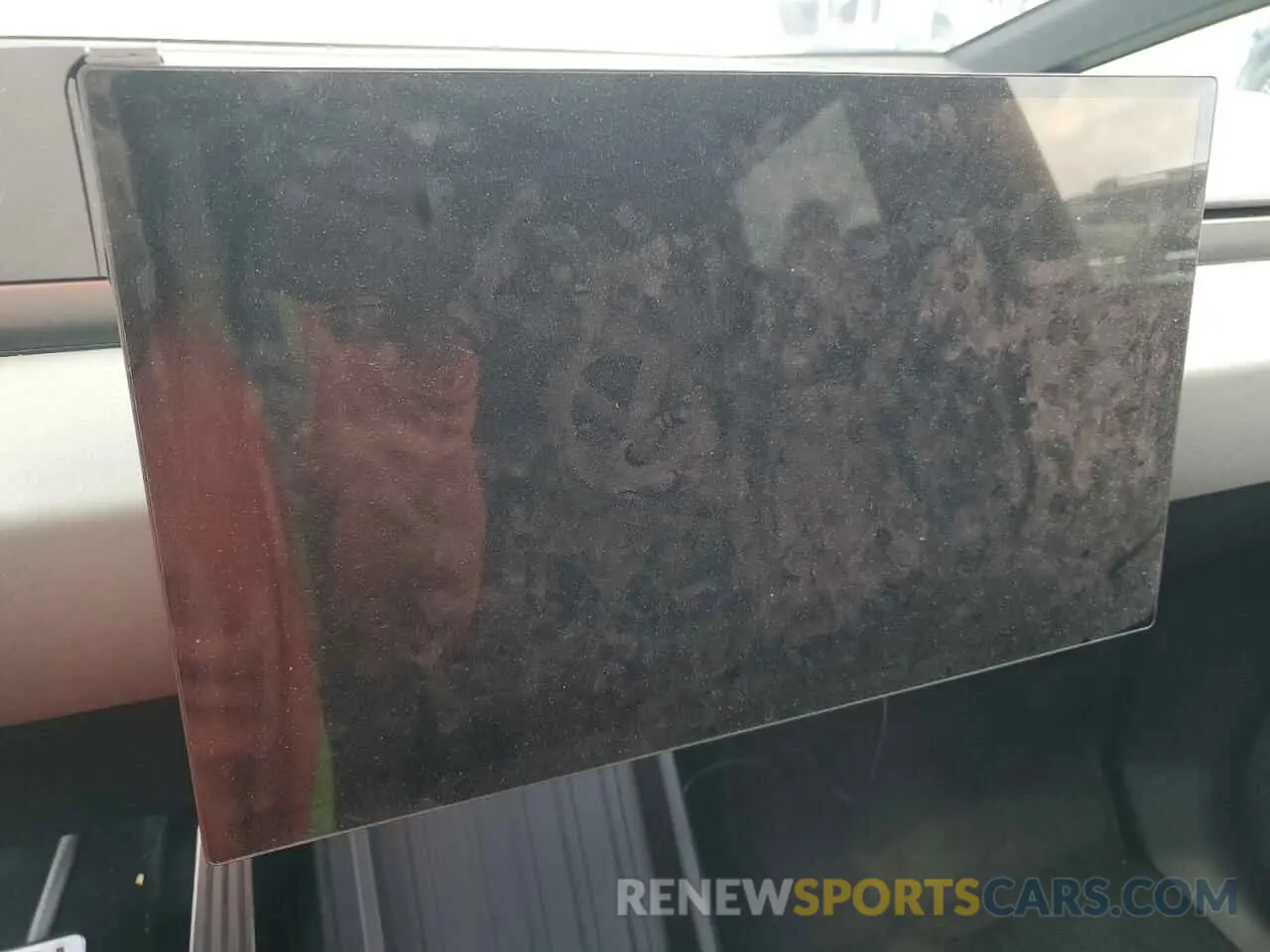9 Photograph of a damaged car 7G2CEHED3RA051591 TESLA CYBERTRUCK 2024
