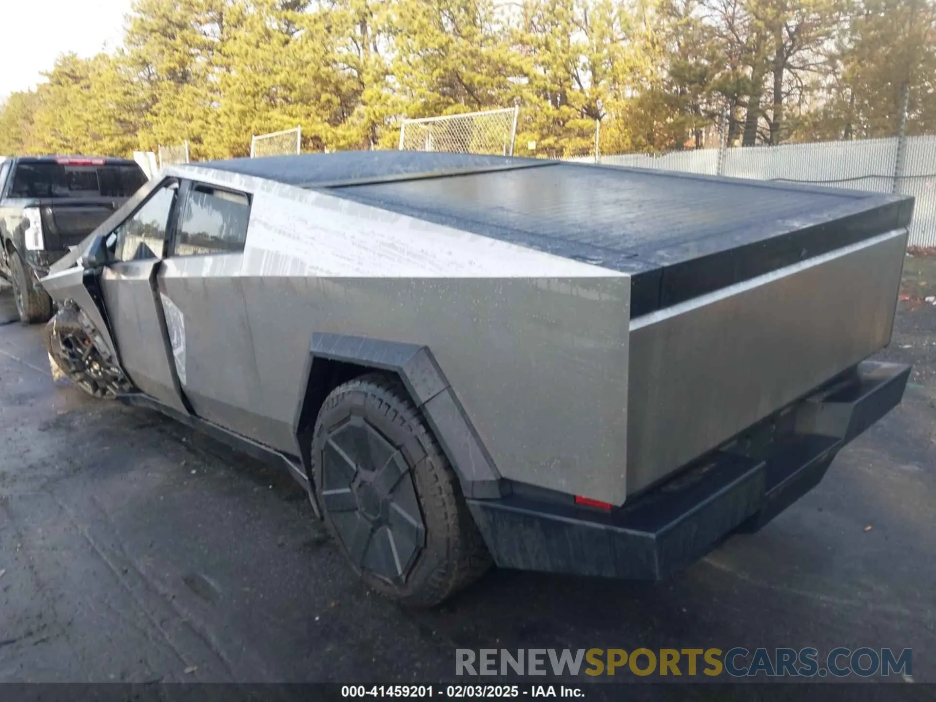 3 Photograph of a damaged car 7G2CEHED4RA040048 TESLA CYBERTRUCK 2024