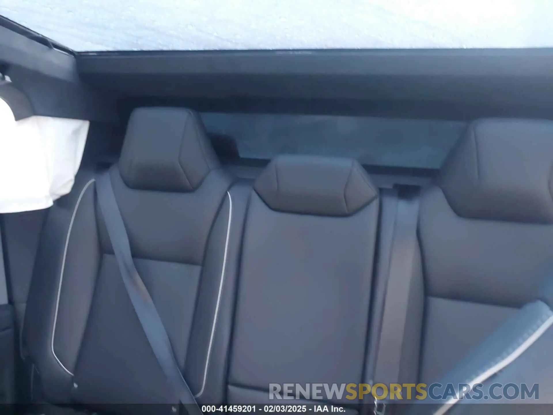 8 Photograph of a damaged car 7G2CEHED4RA040048 TESLA CYBERTRUCK 2024