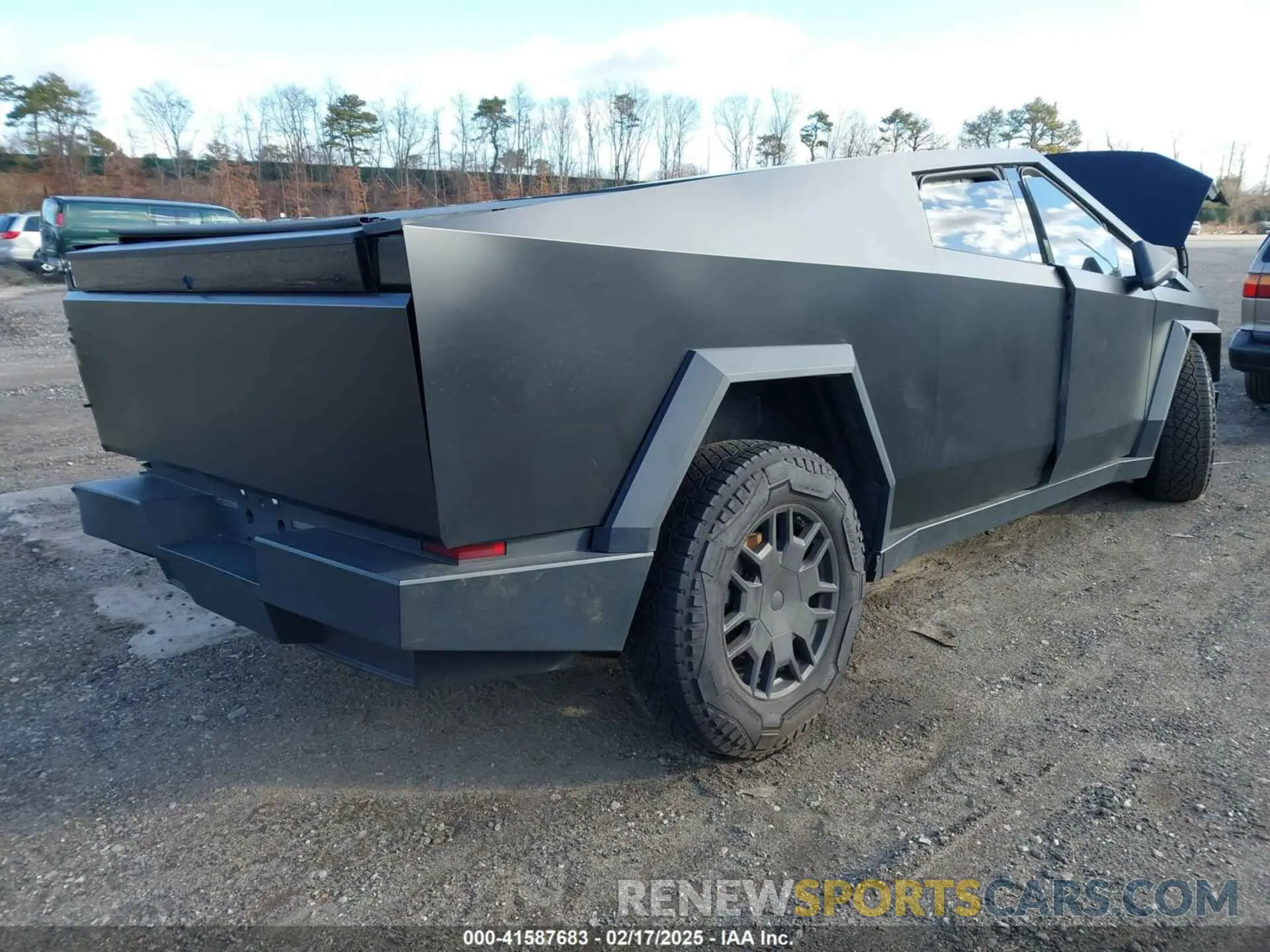 4 Фотография поврежденного автомобиля 7G2CEHED5RA015790 TESLA CYBERTRUCK 2024