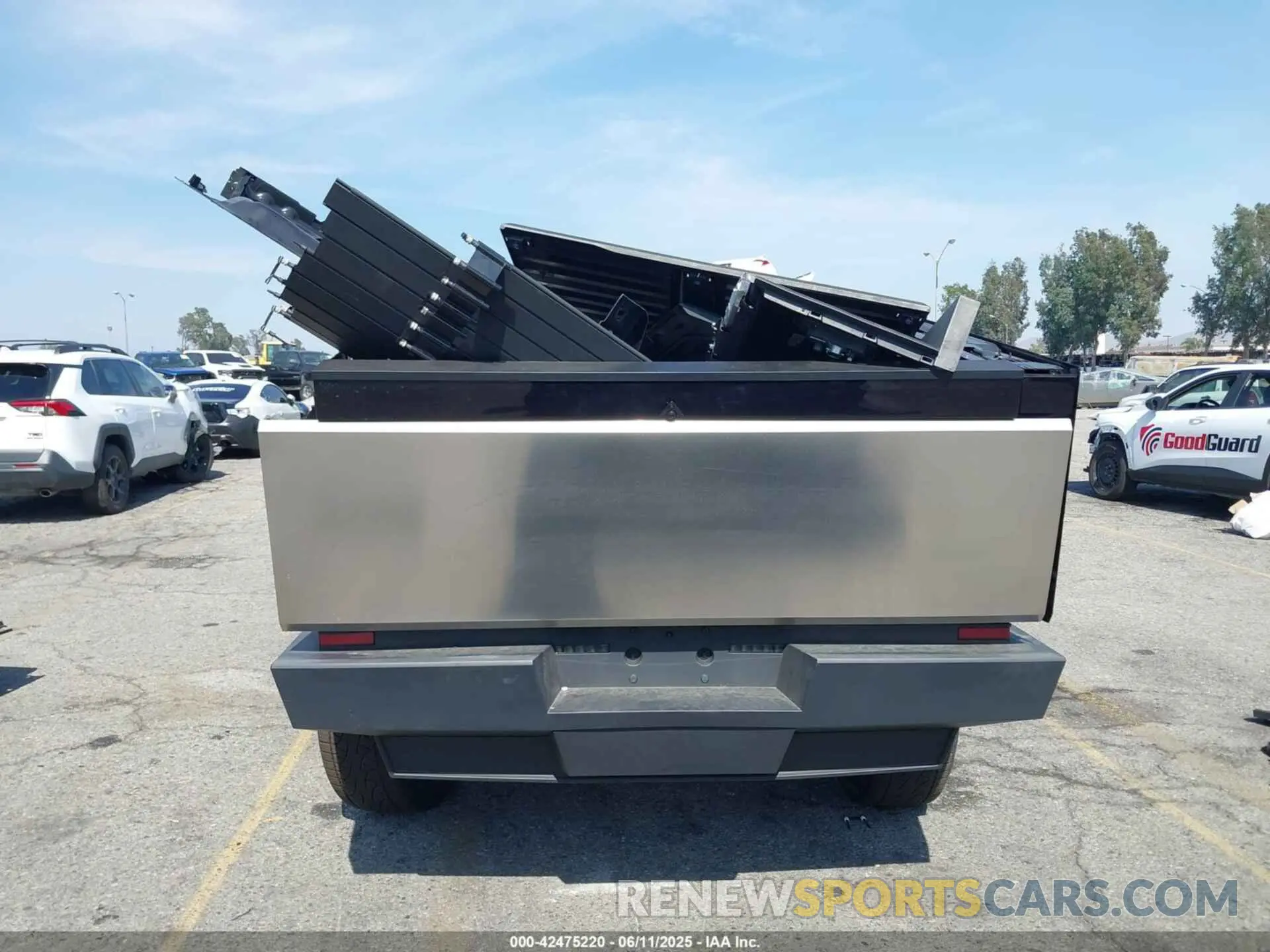 16 Фотография поврежденного автомобиля 7G2CEHED5RA053441 TESLA CYBERTRUCK 2024