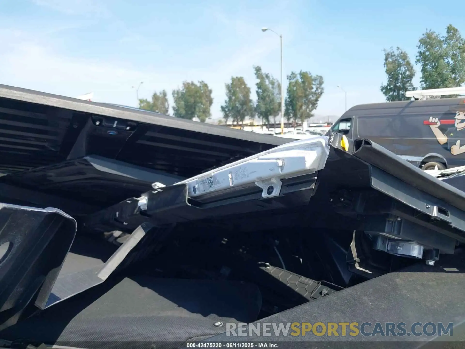 20 Фотография поврежденного автомобиля 7G2CEHED5RA053441 TESLA CYBERTRUCK 2024