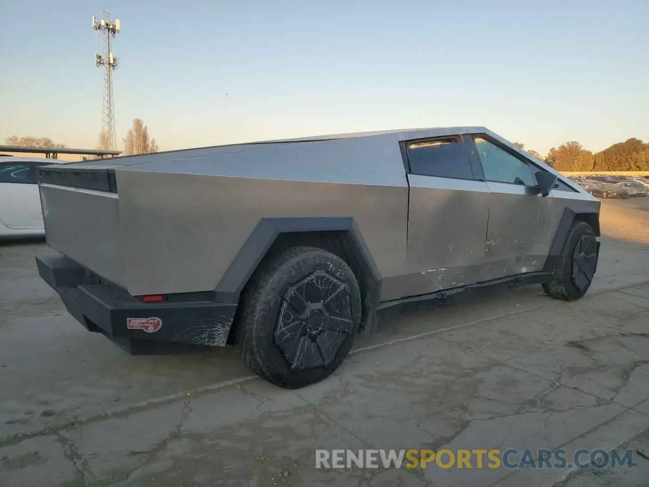 3 Photograph of a damaged car 7G2CEHED6RA003275 TESLA CYBERTRUCK 2024