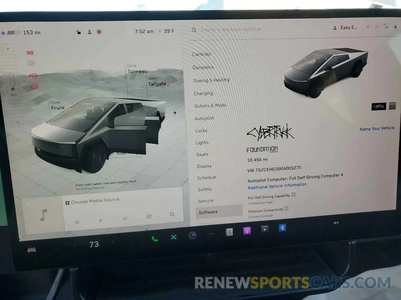 9 Photograph of a damaged car 7G2CEHED6RA003275 TESLA CYBERTRUCK 2024