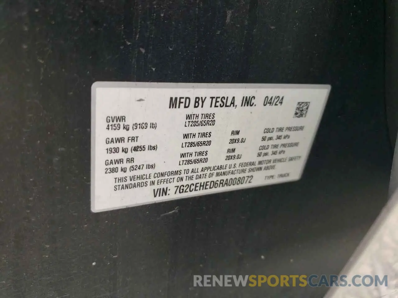 13 Photograph of a damaged car 7G2CEHED6RA008072 TESLA CYBERTRUCK 2024