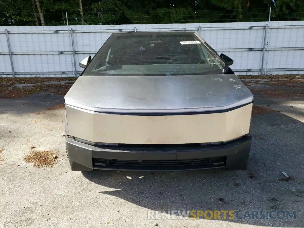 5 Photograph of a damaged car 7G2CEHED8RA006307 TESLA CYBERTRUCK 2024