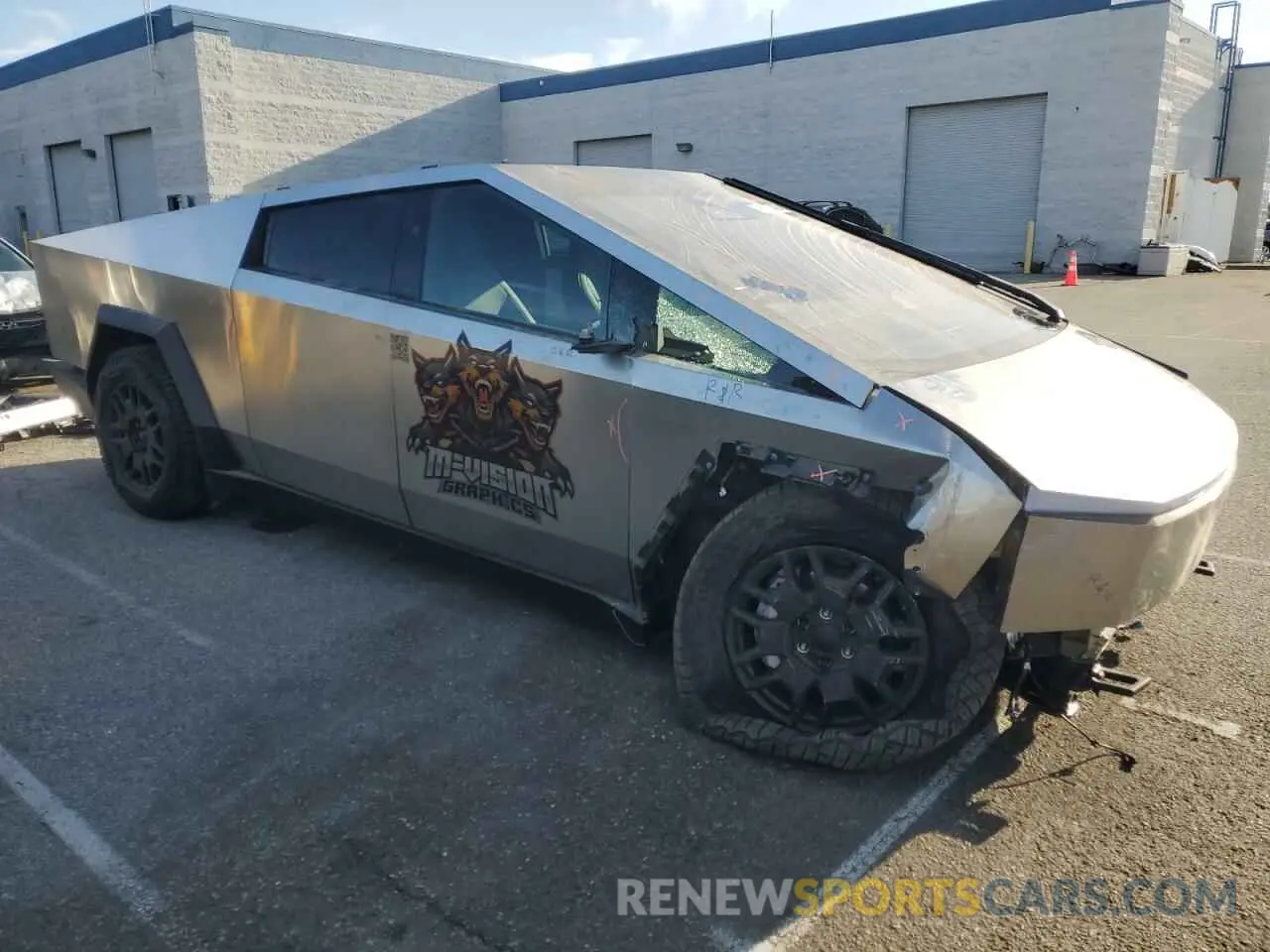 4 Photograph of a damaged car 7G2CEHED8RA014228 TESLA CYBERTRUCK 2024