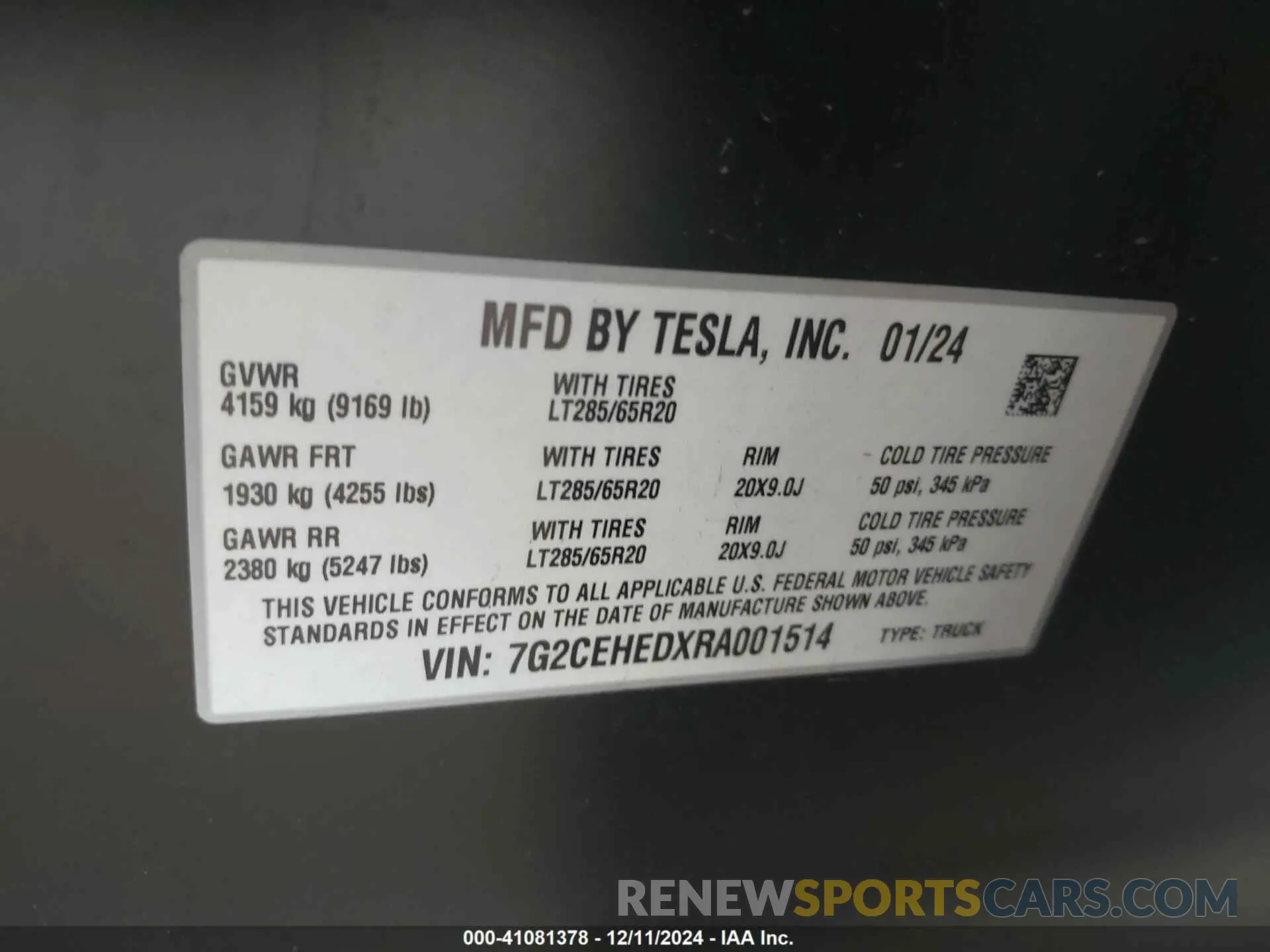 9 Photograph of a damaged car 7G2CEHEDXRA001514 TESLA CYBERTRUCK 2024