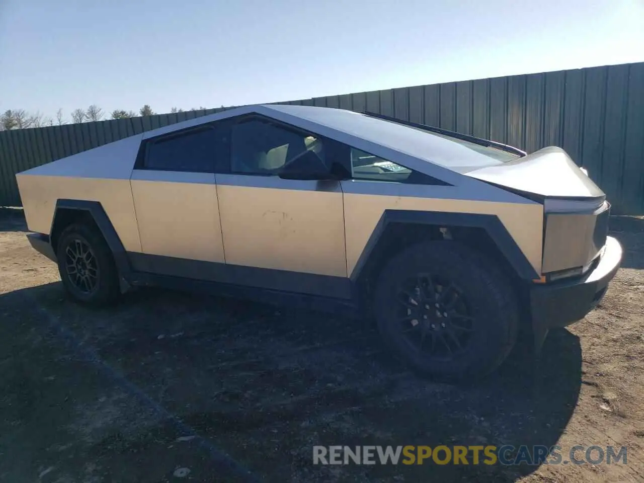 4 Фотография поврежденного автомобиля 7G2CEHEE3RA032211 TESLA CYBERTRUCK 2024