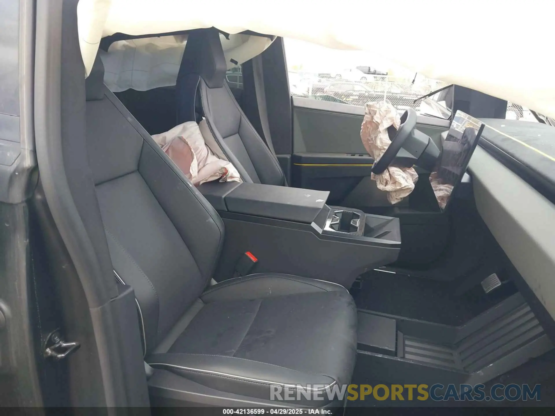 5 Фотография поврежденного автомобиля 7G2CEHEE5RA037782 TESLA CYBERTRUCK 2024