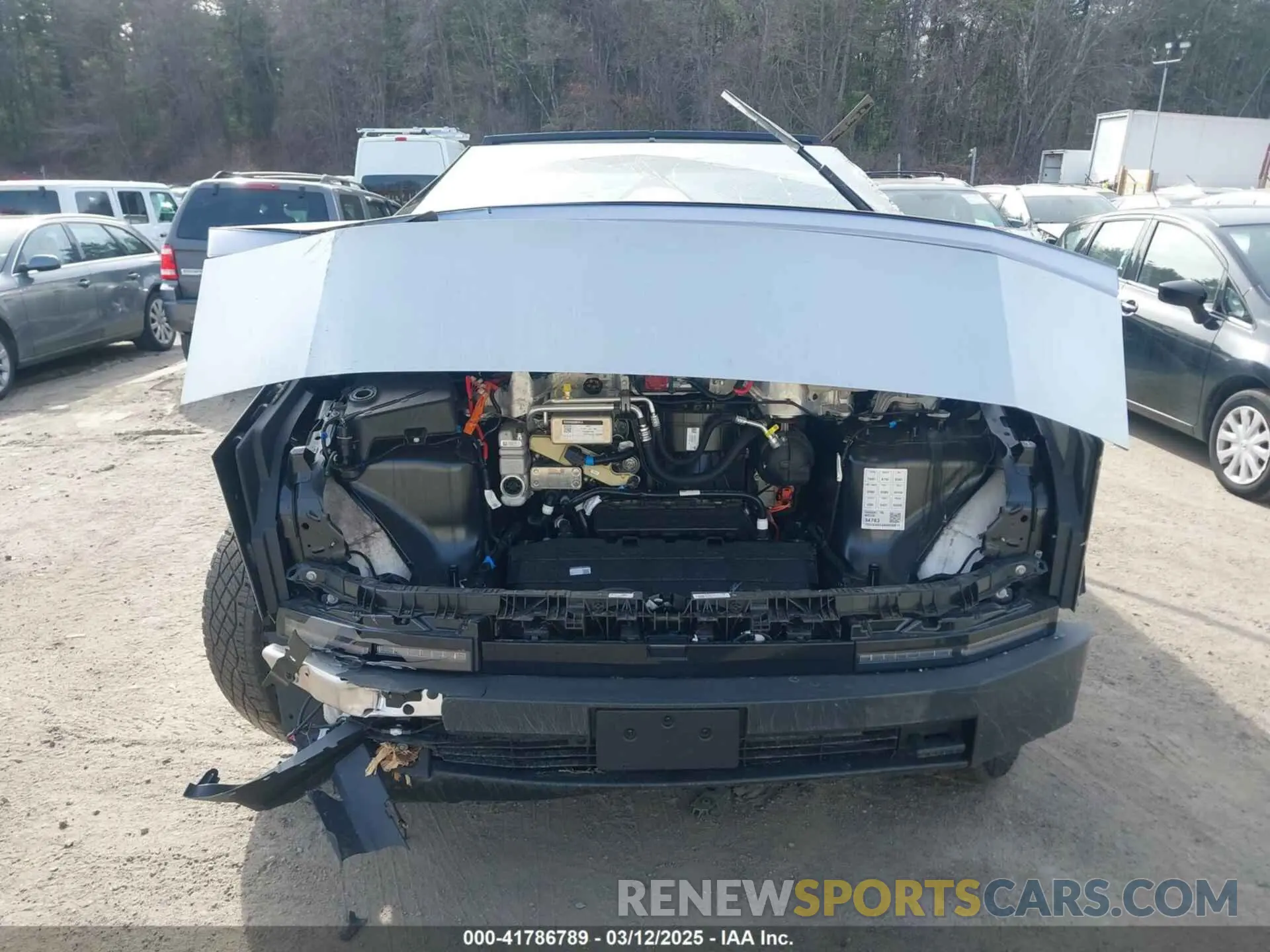 11 Photograph of a damaged car 7G2CEHEE6RA036818 TESLA CYBERTRUCK 2024