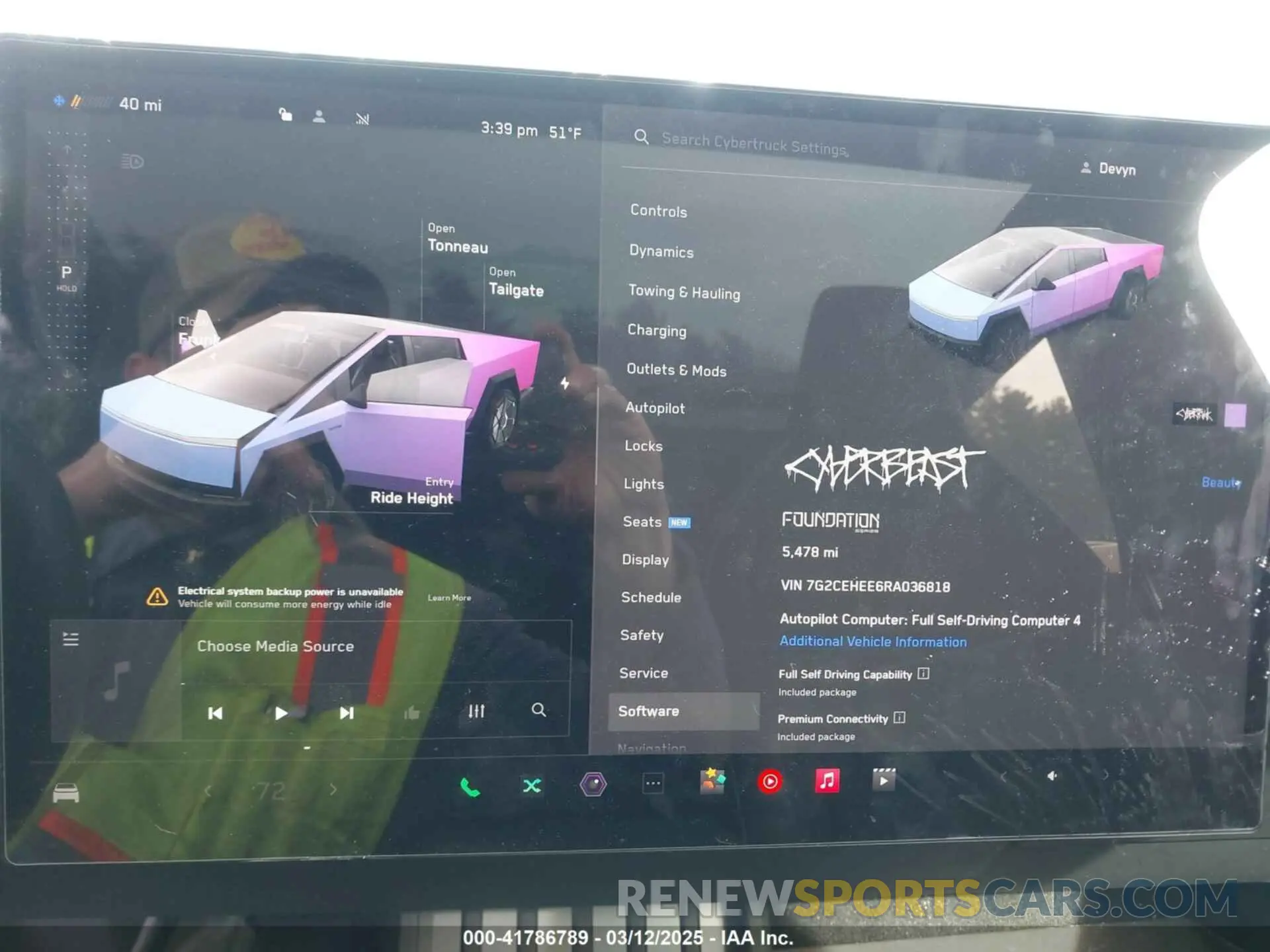 7 Photograph of a damaged car 7G2CEHEE6RA036818 TESLA CYBERTRUCK 2024