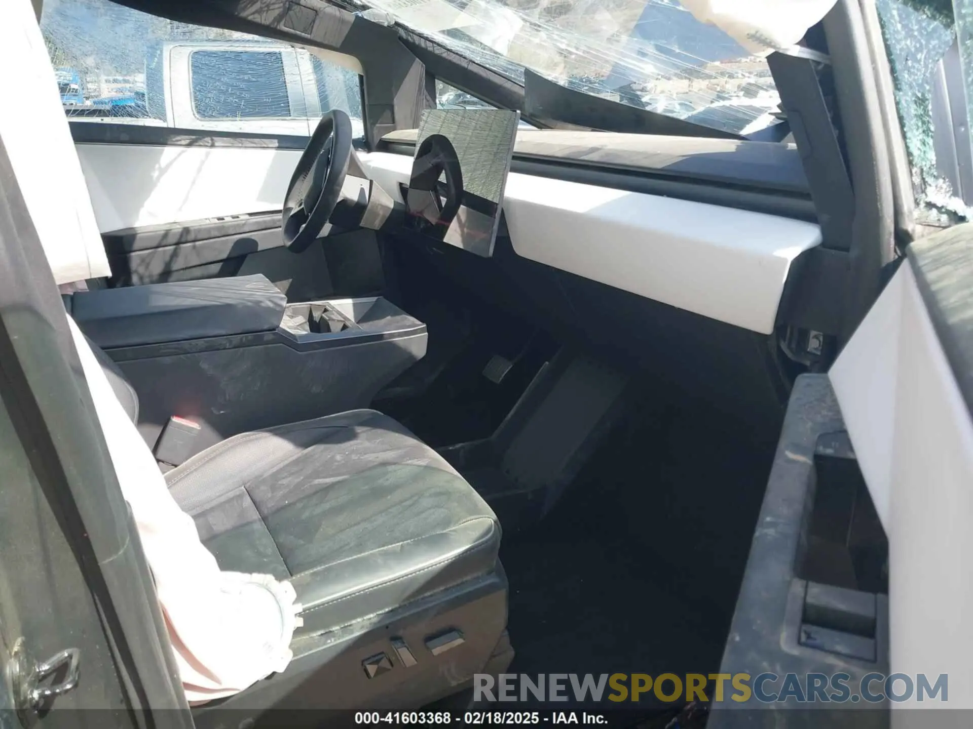 5 Фотография поврежденного автомобиля 7G2CEHED1SA061543 TESLA CYBERTRUCK 2025