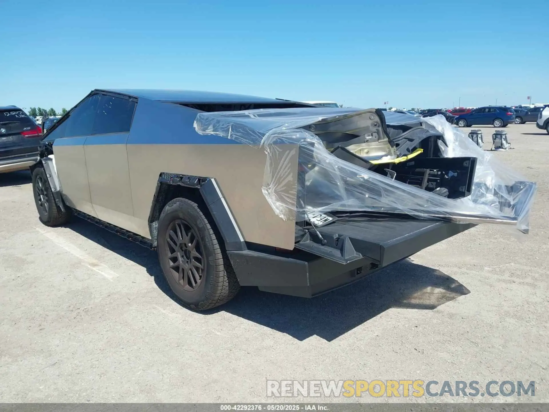 3 Photograph of a damaged car 7G2CEHED2SA059686 TESLA CYBERTRUCK 2025