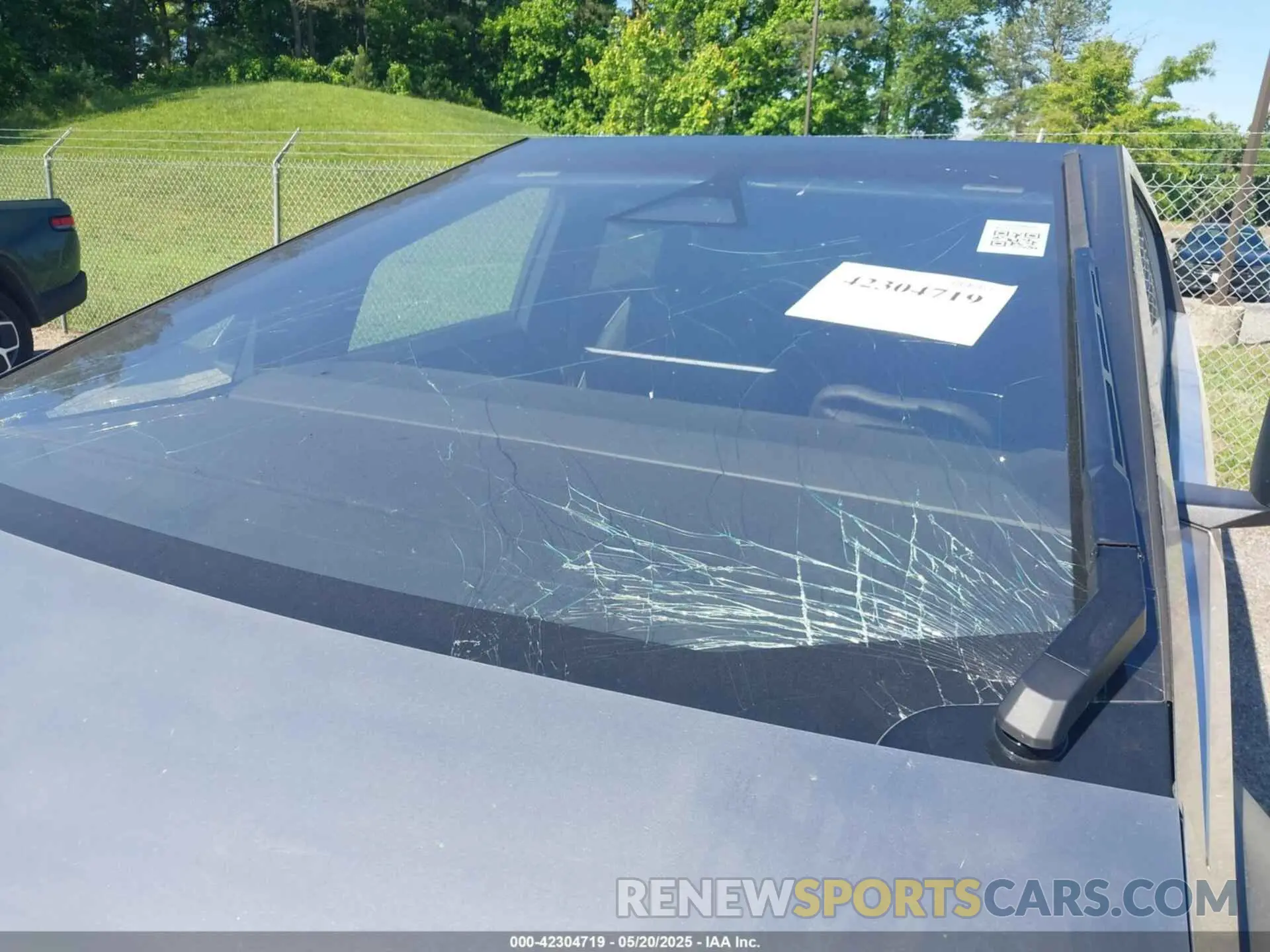 6 Photograph of a damaged car 7G2CEHED6SA066009 TESLA CYBERTRUCK 2025