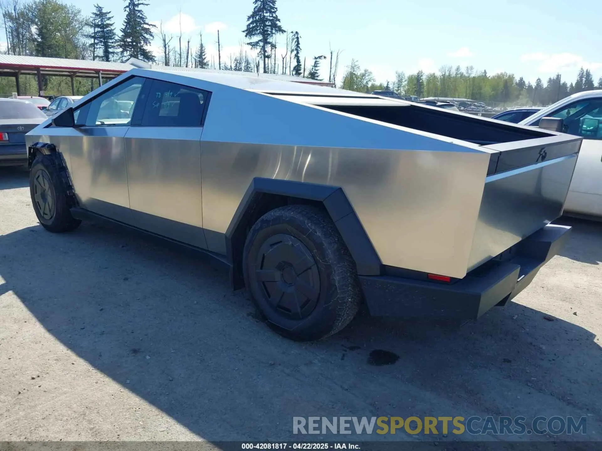 3 Фотография поврежденного автомобиля 7G2CEHED7SA065144 TESLA CYBERTRUCK 2025