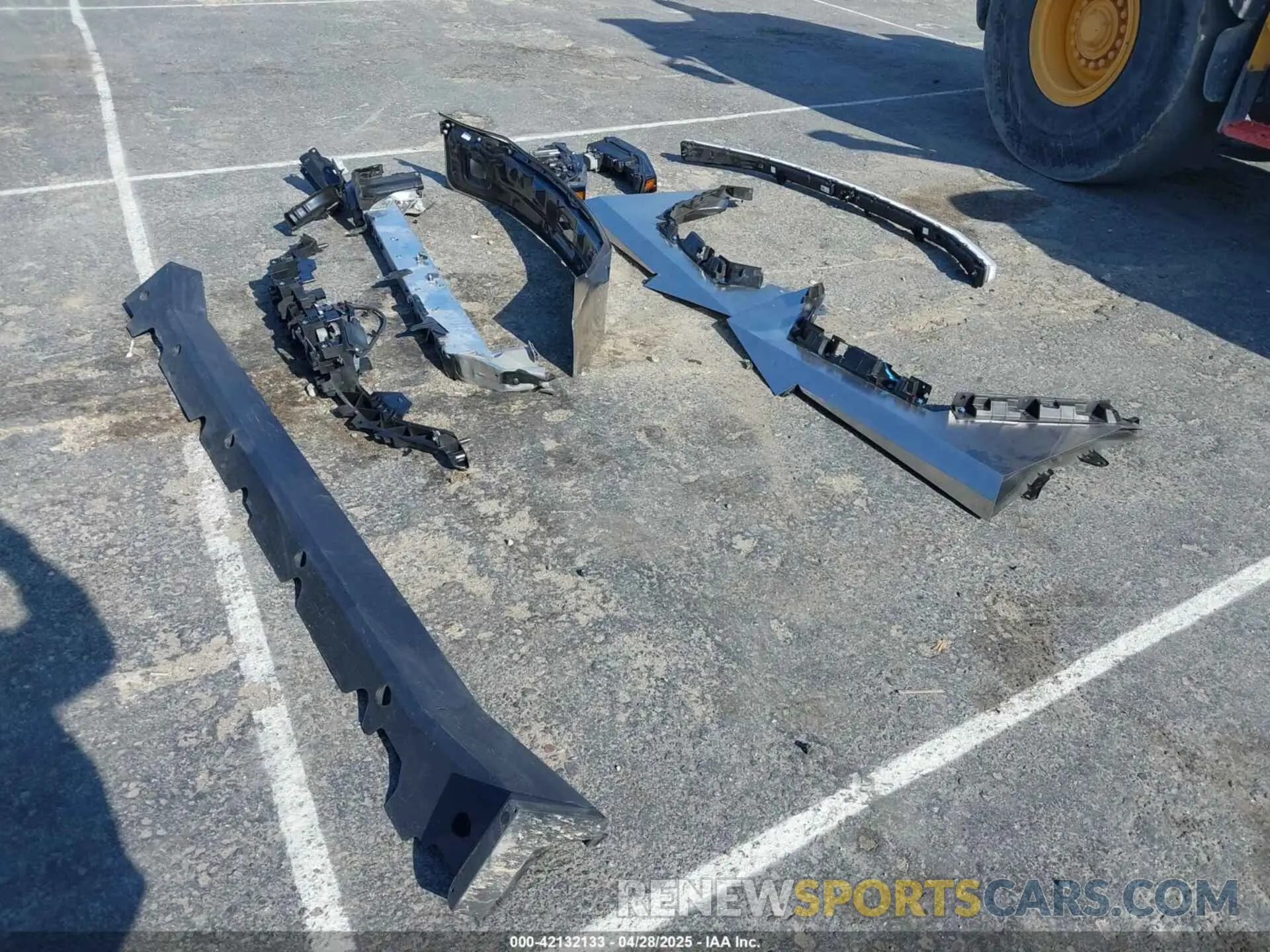 21 Photograph of a damaged car 7G2CEHEE7SA059773 TESLA CYBERTRUCK 2025