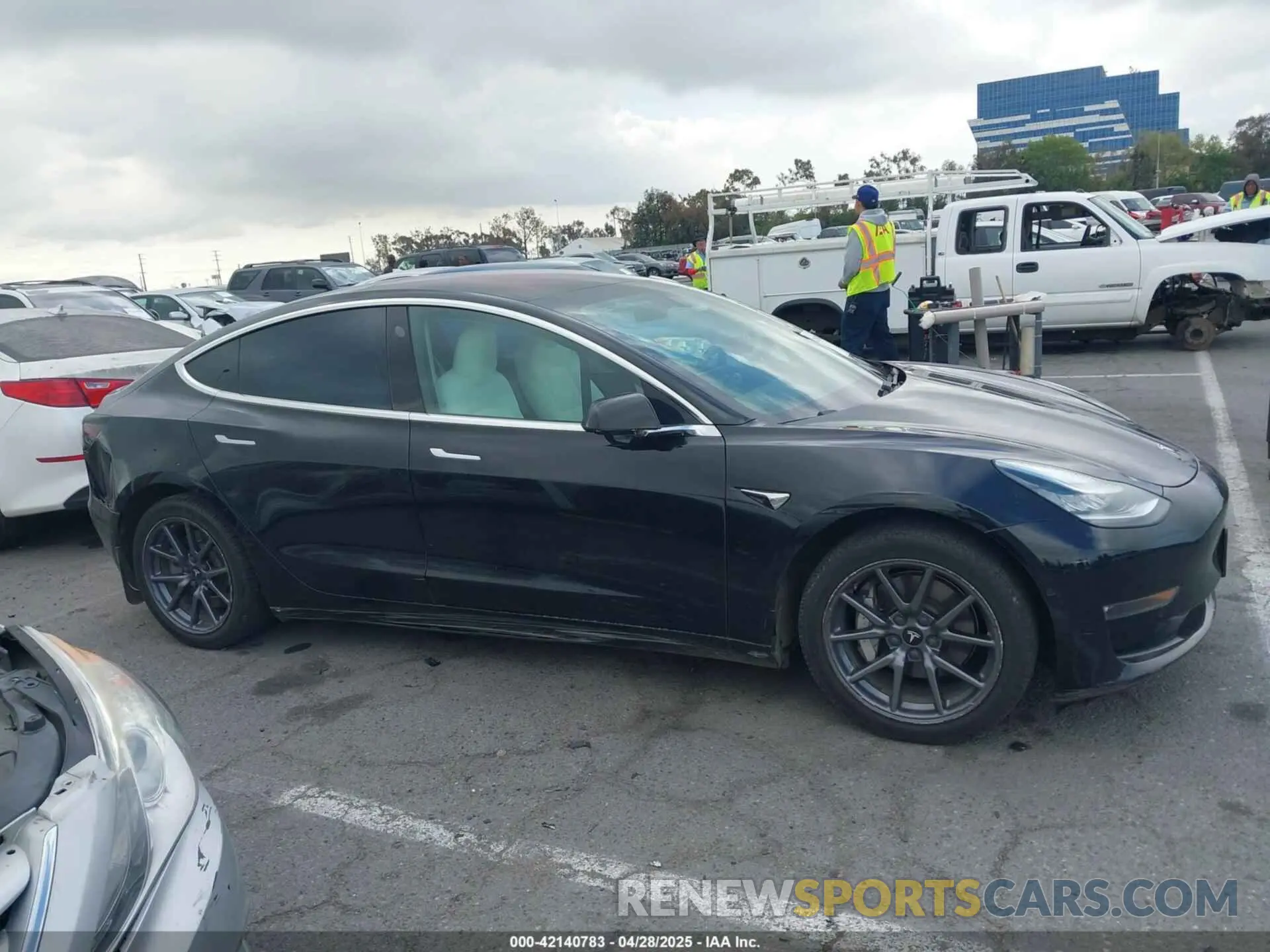 13 Photograph of a damaged car 5YJ3E1EA0KF301779 TESLA MODEL 3 2019