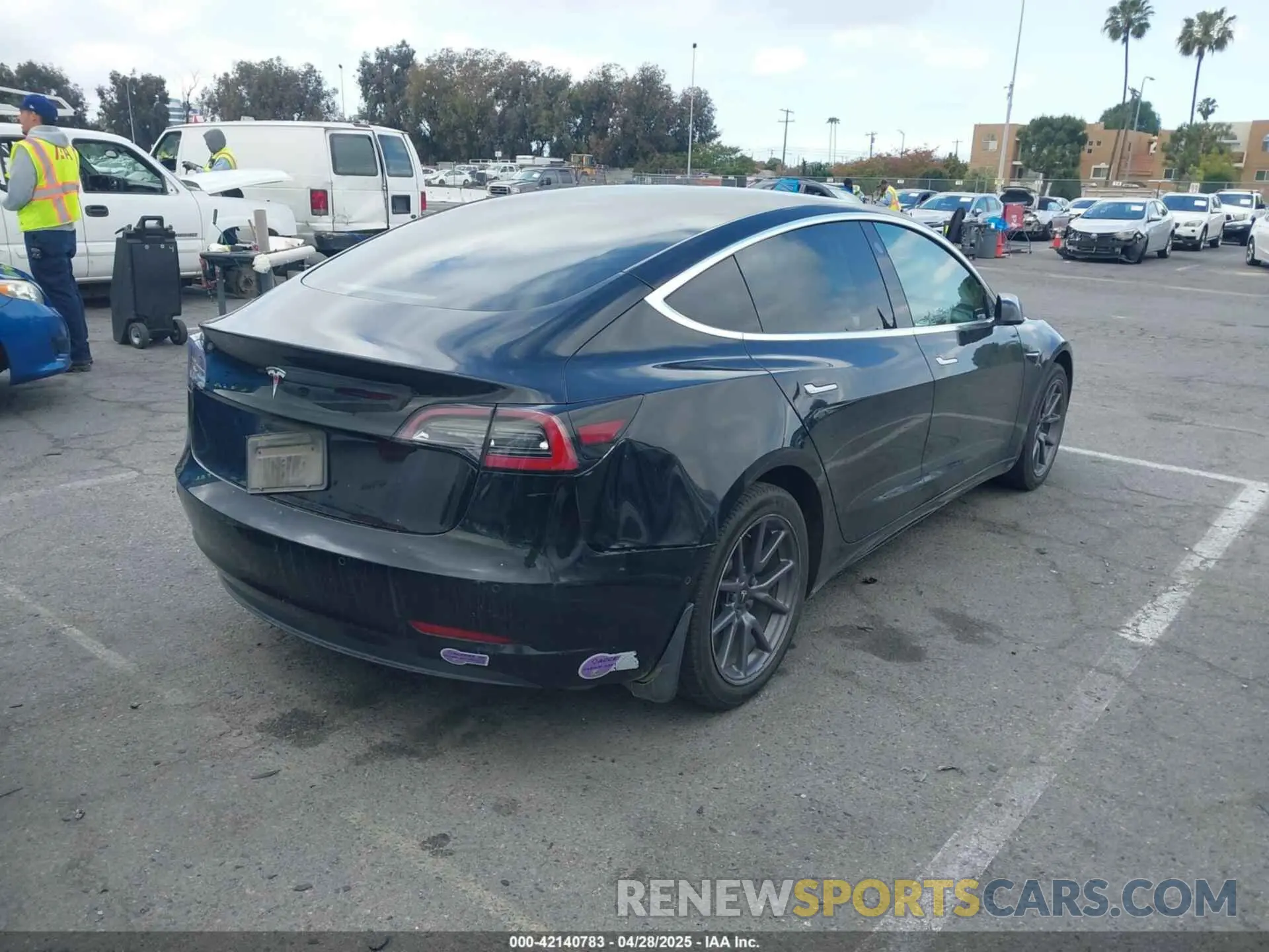 4 Photograph of a damaged car 5YJ3E1EA0KF301779 TESLA MODEL 3 2019