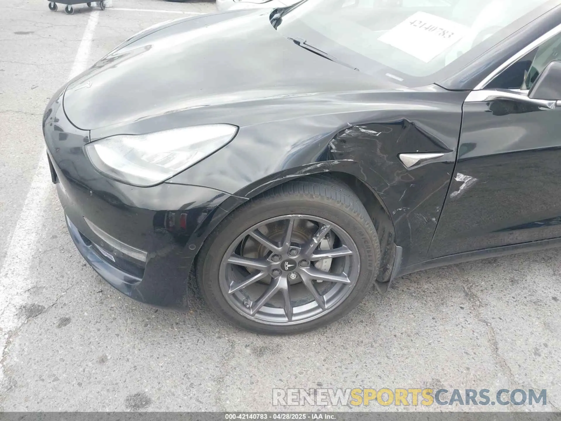 6 Photograph of a damaged car 5YJ3E1EA0KF301779 TESLA MODEL 3 2019