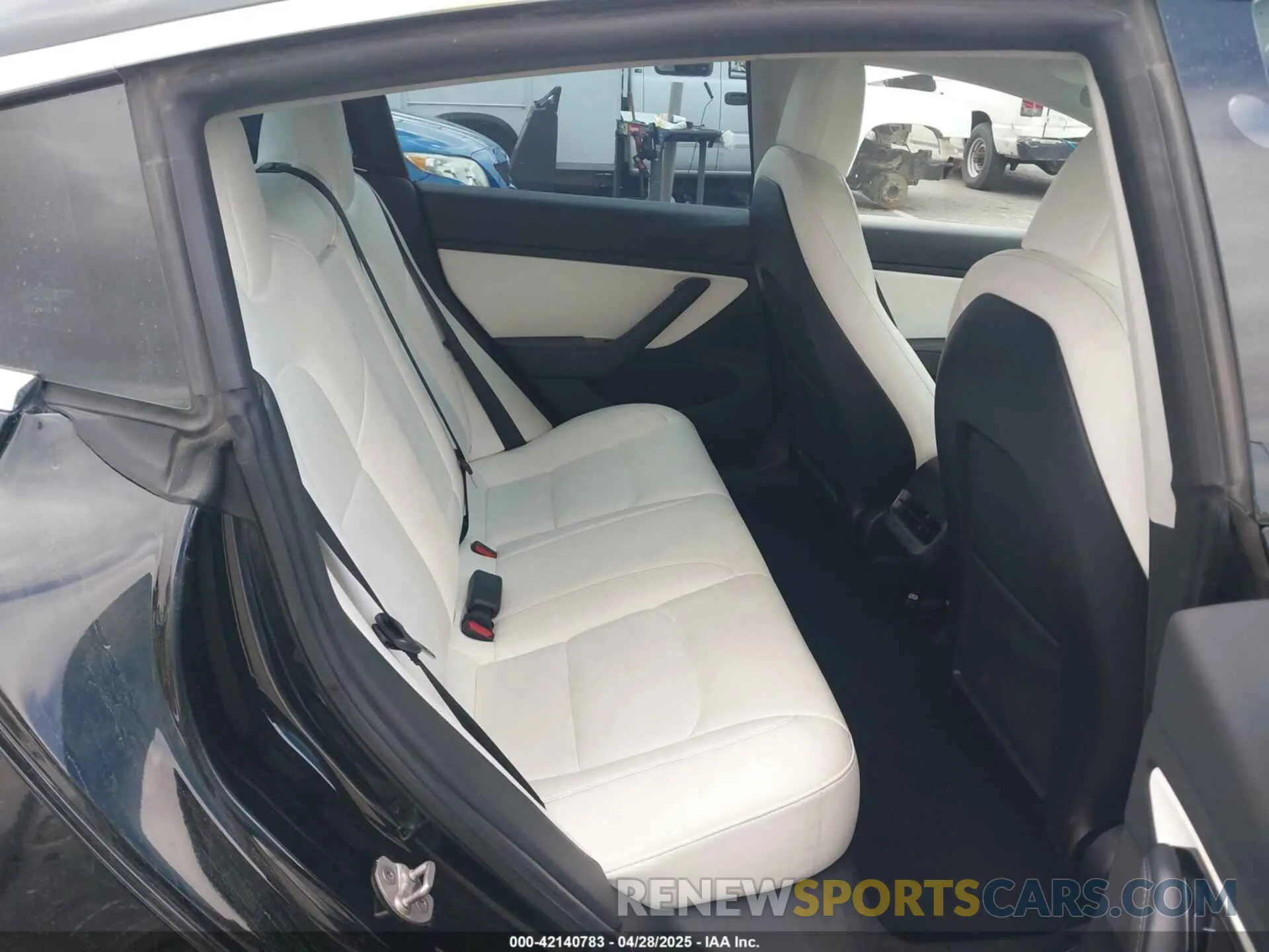 8 Photograph of a damaged car 5YJ3E1EA0KF301779 TESLA MODEL 3 2019