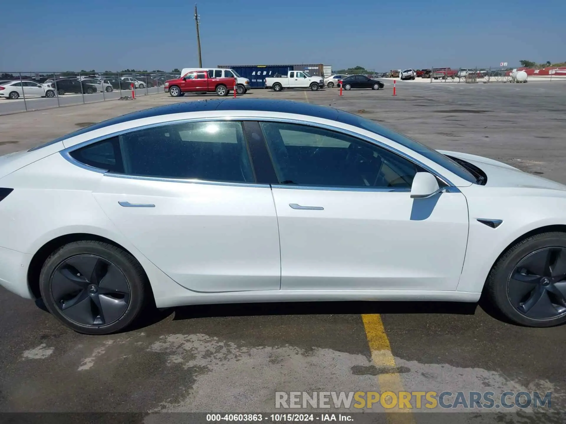 13 Photograph of a damaged car 5YJ3E1EA0KF317528 TESLA MODEL 3 2019