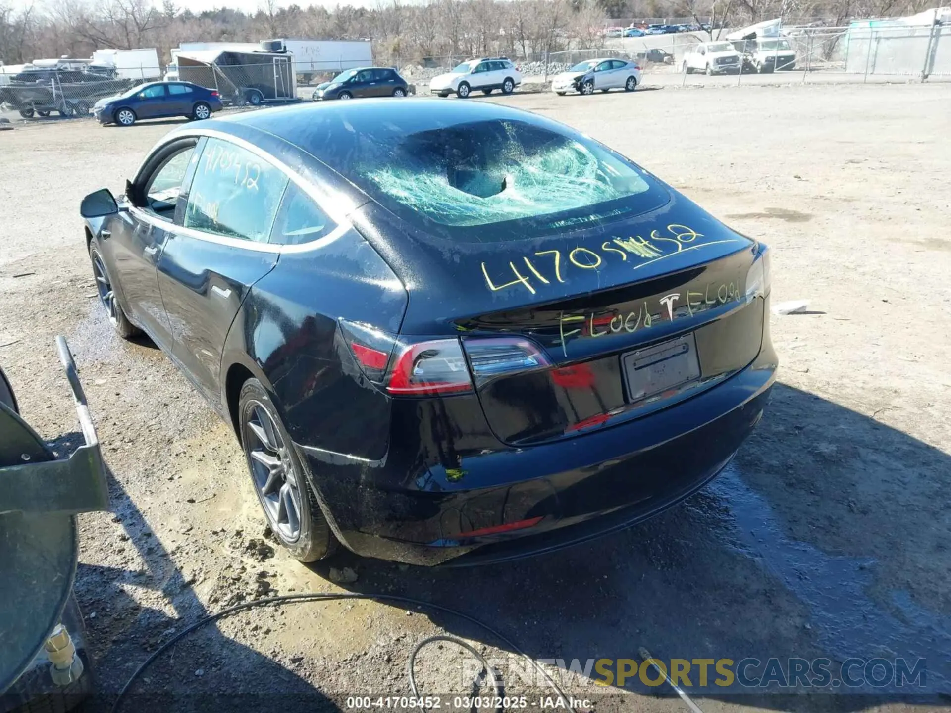 3 Photograph of a damaged car 5YJ3E1EA0KF394514 TESLA MODEL 3 2019