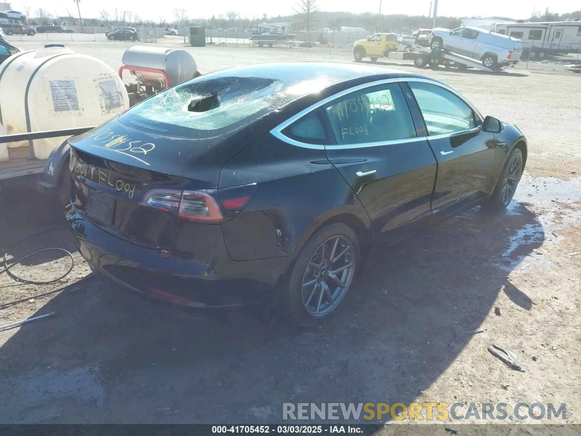 4 Photograph of a damaged car 5YJ3E1EA0KF394514 TESLA MODEL 3 2019