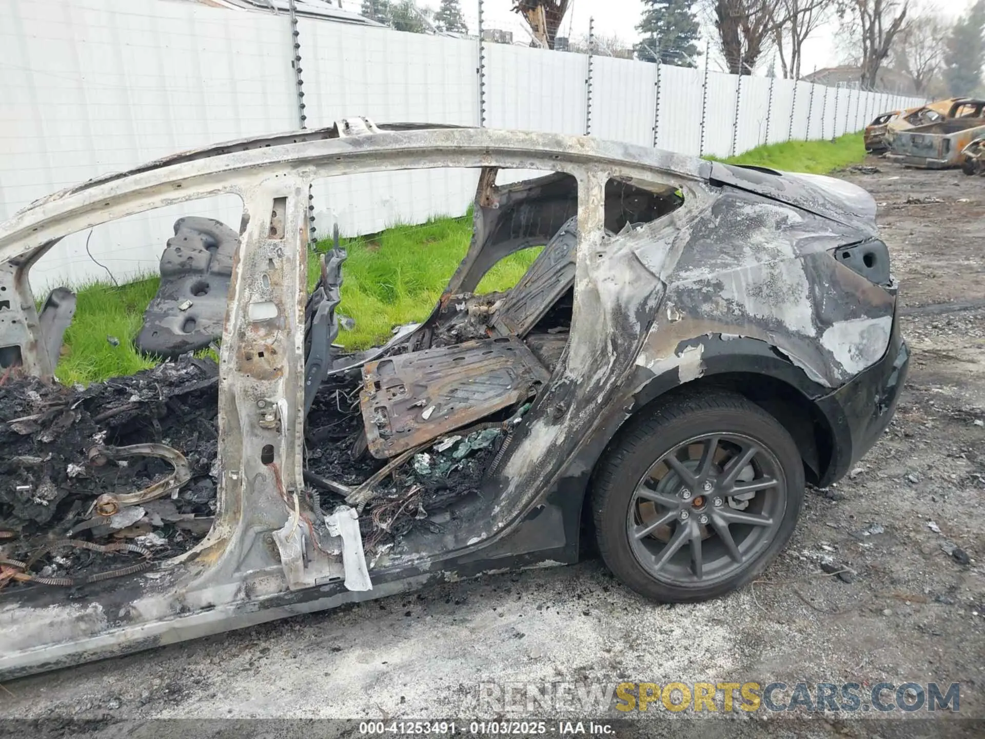 9 Photograph of a damaged car 5YJ3E1EA0KF399695 TESLA MODEL 3 2019