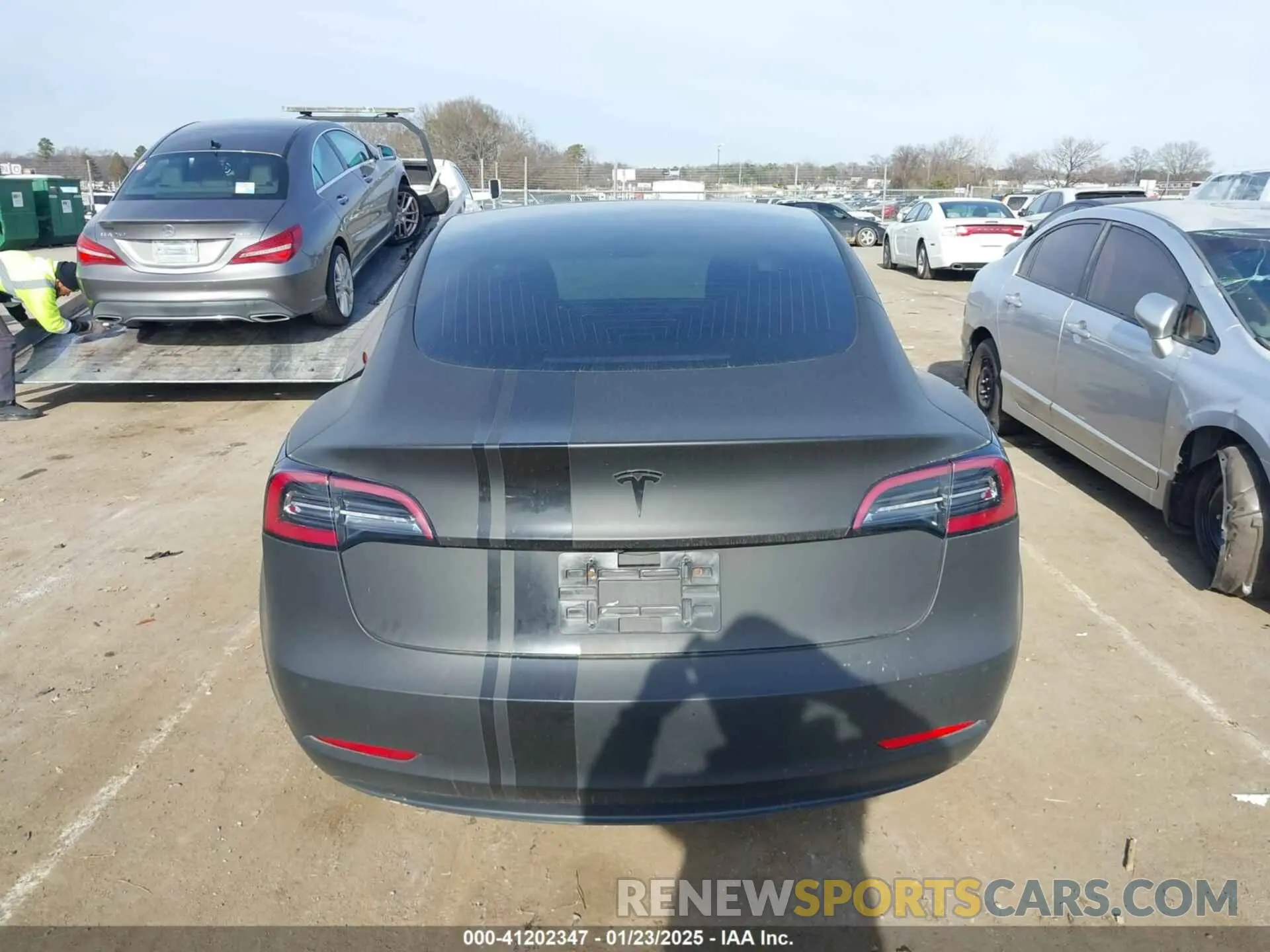 15 Photograph of a damaged car 5YJ3E1EA0KF401803 TESLA MODEL 3 2019