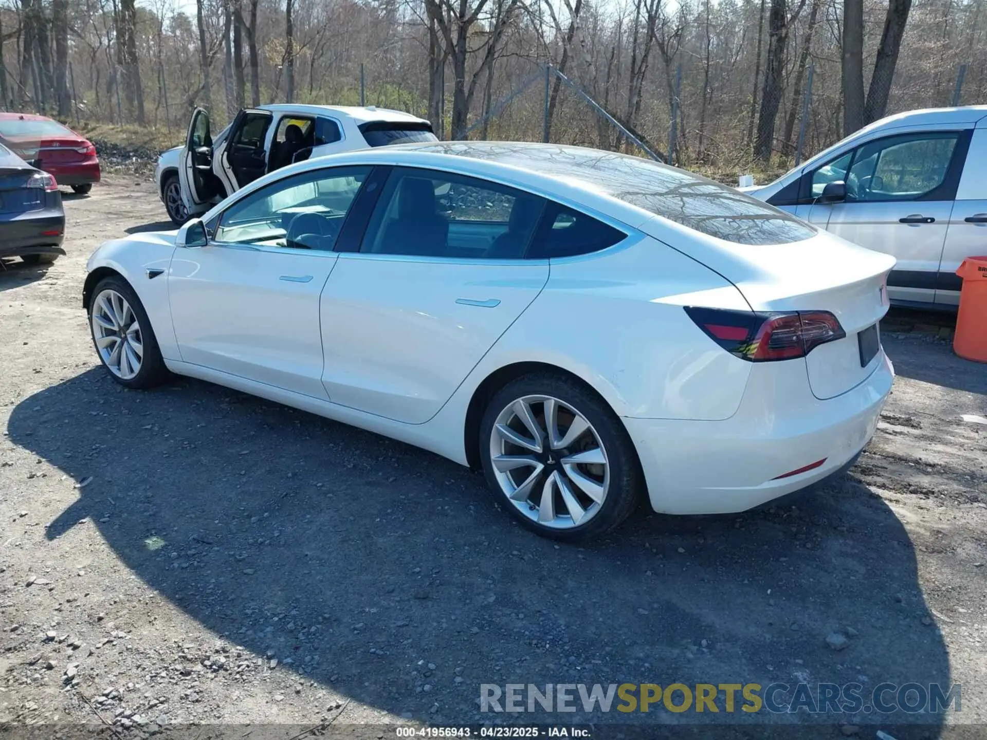 3 Фотография поврежденного автомобиля 5YJ3E1EA0KF402451 TESLA MODEL 3 2019