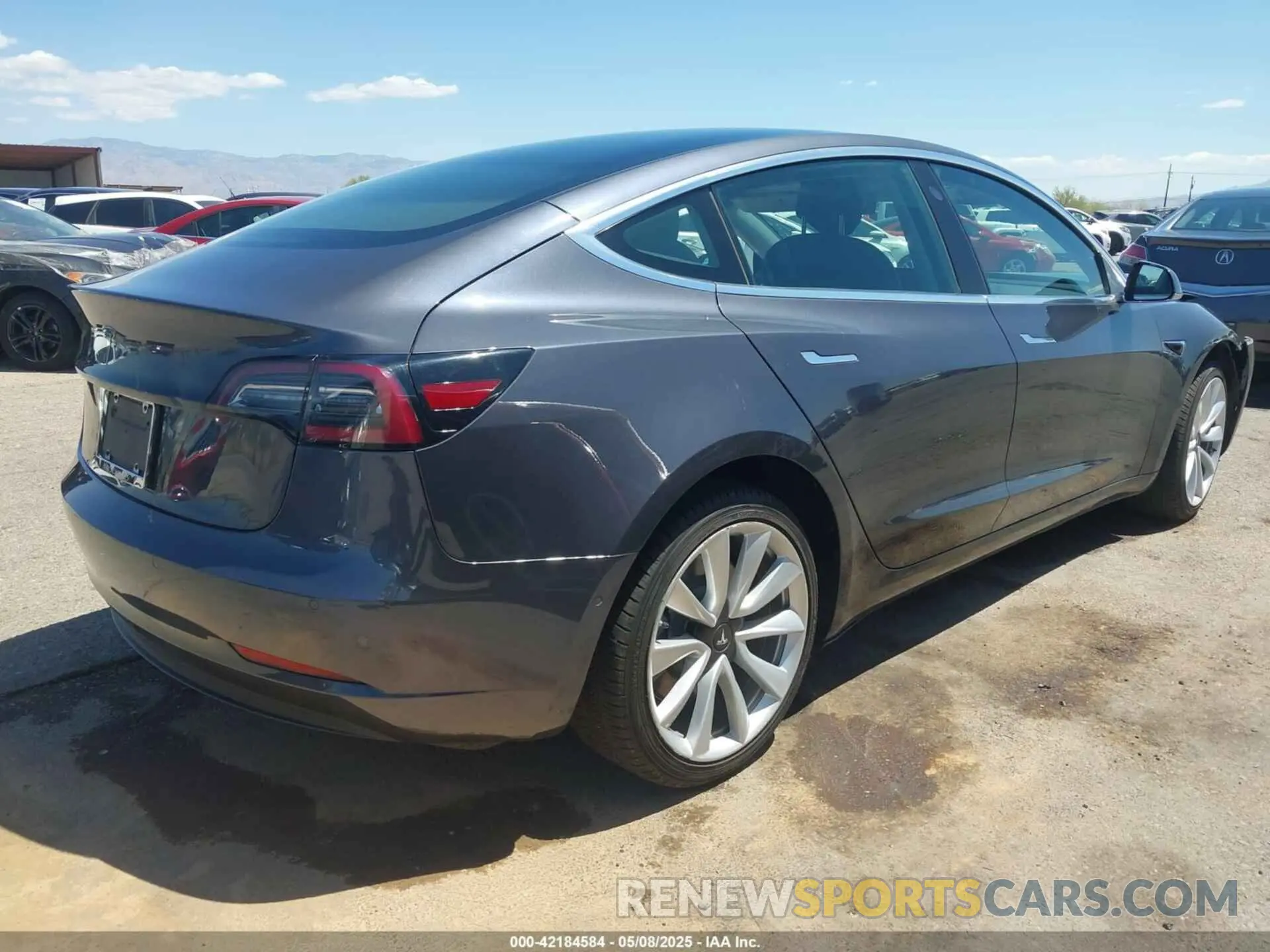 4 Photograph of a damaged car 5YJ3E1EA0KF475996 TESLA MODEL 3 2019