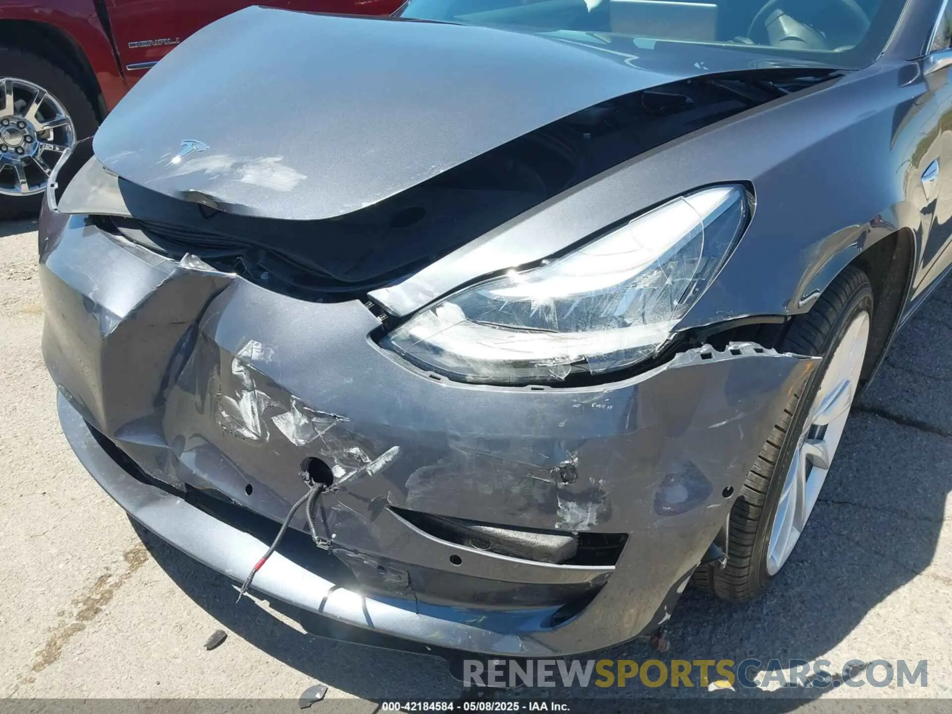 6 Photograph of a damaged car 5YJ3E1EA0KF475996 TESLA MODEL 3 2019