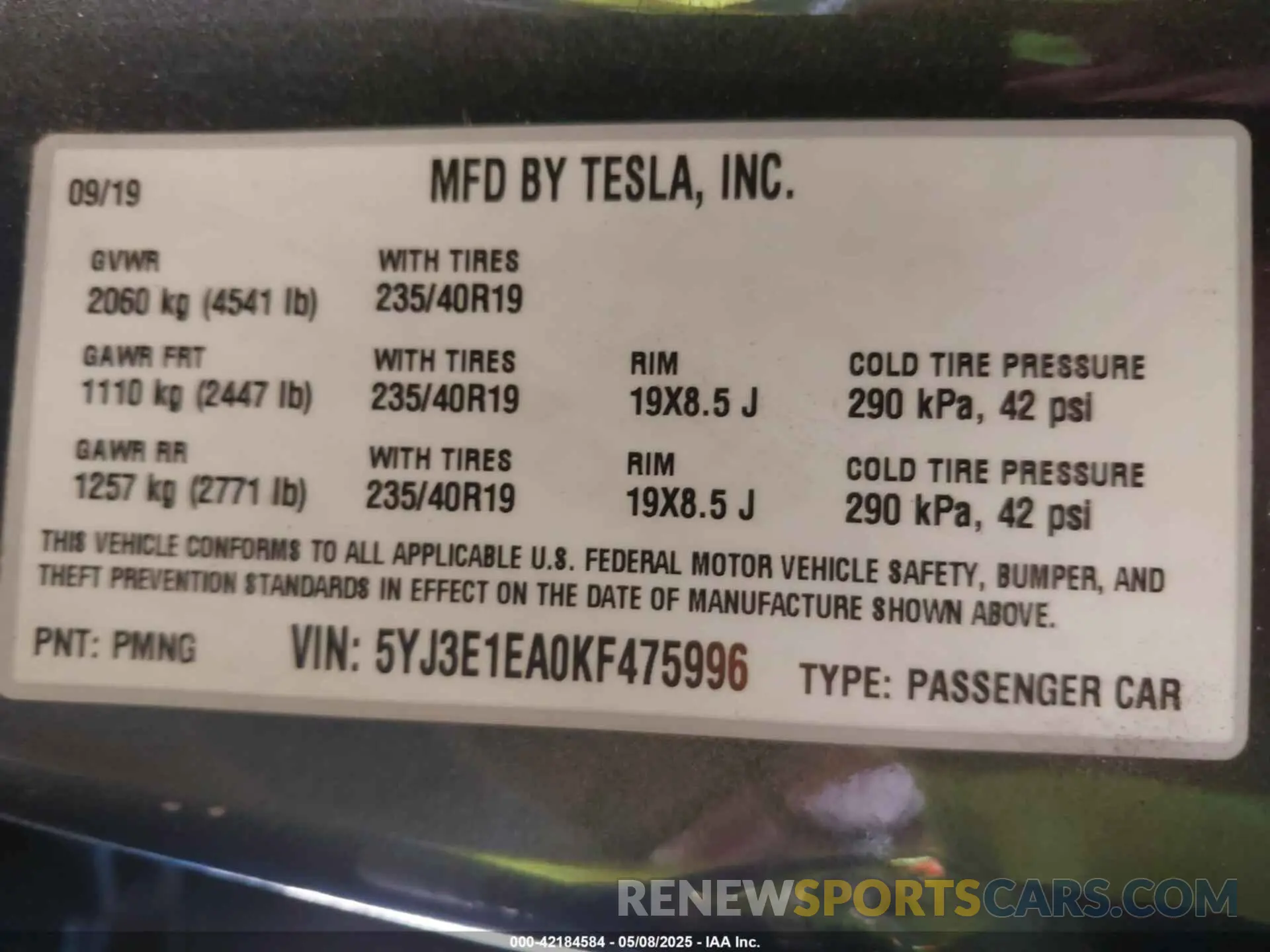 9 Photograph of a damaged car 5YJ3E1EA0KF475996 TESLA MODEL 3 2019