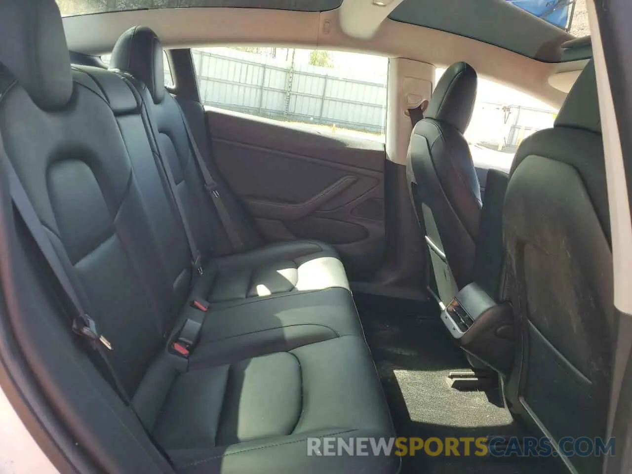 10 Фотография поврежденного автомобиля 5YJ3E1EA0KF484178 TESLA MODEL 3 2019