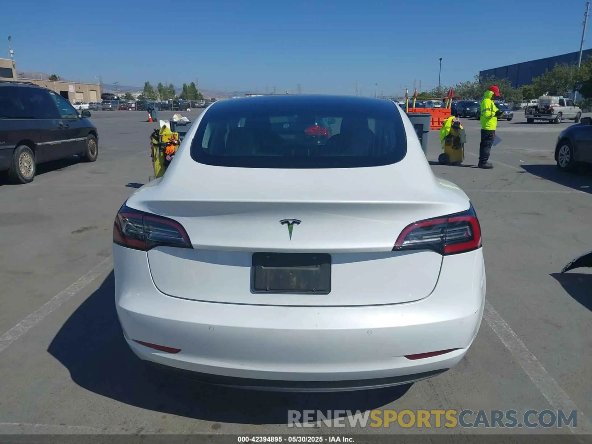 15 Photograph of a damaged car 5YJ3E1EA0KF485346 TESLA MODEL 3 2019