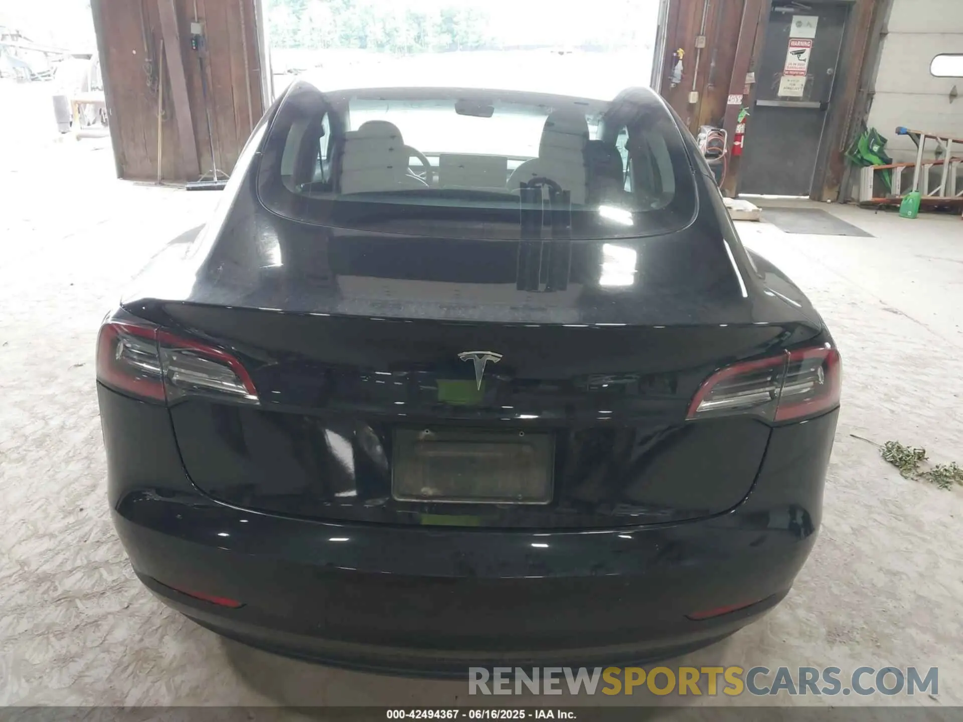 16 Photograph of a damaged car 5YJ3E1EA1KF297953 TESLA MODEL 3 2019