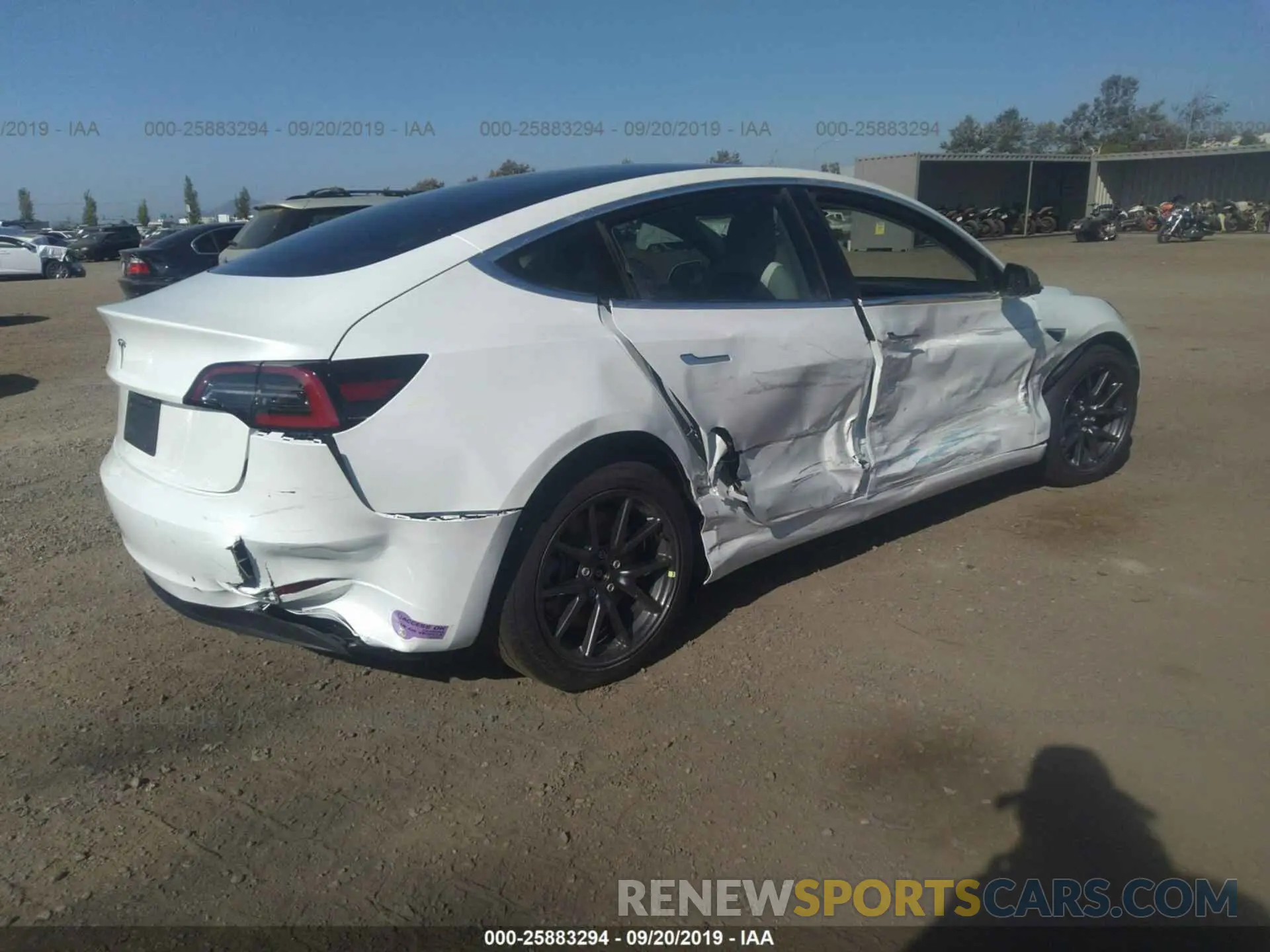 4 Photograph of a damaged car 5YJ3E1EA1KF302066 TESLA MODEL 3 2019