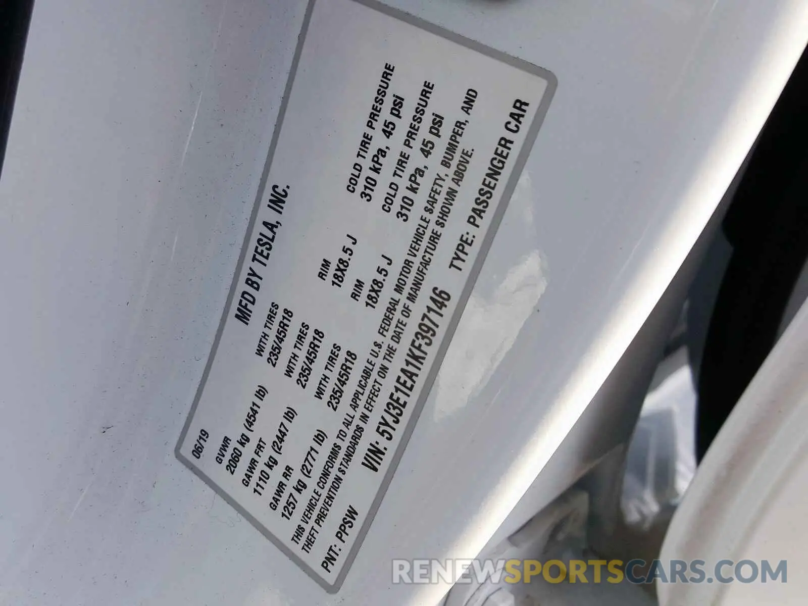 10 Photograph of a damaged car 5YJ3E1EA1KF397146 TESLA MODEL 3 2019