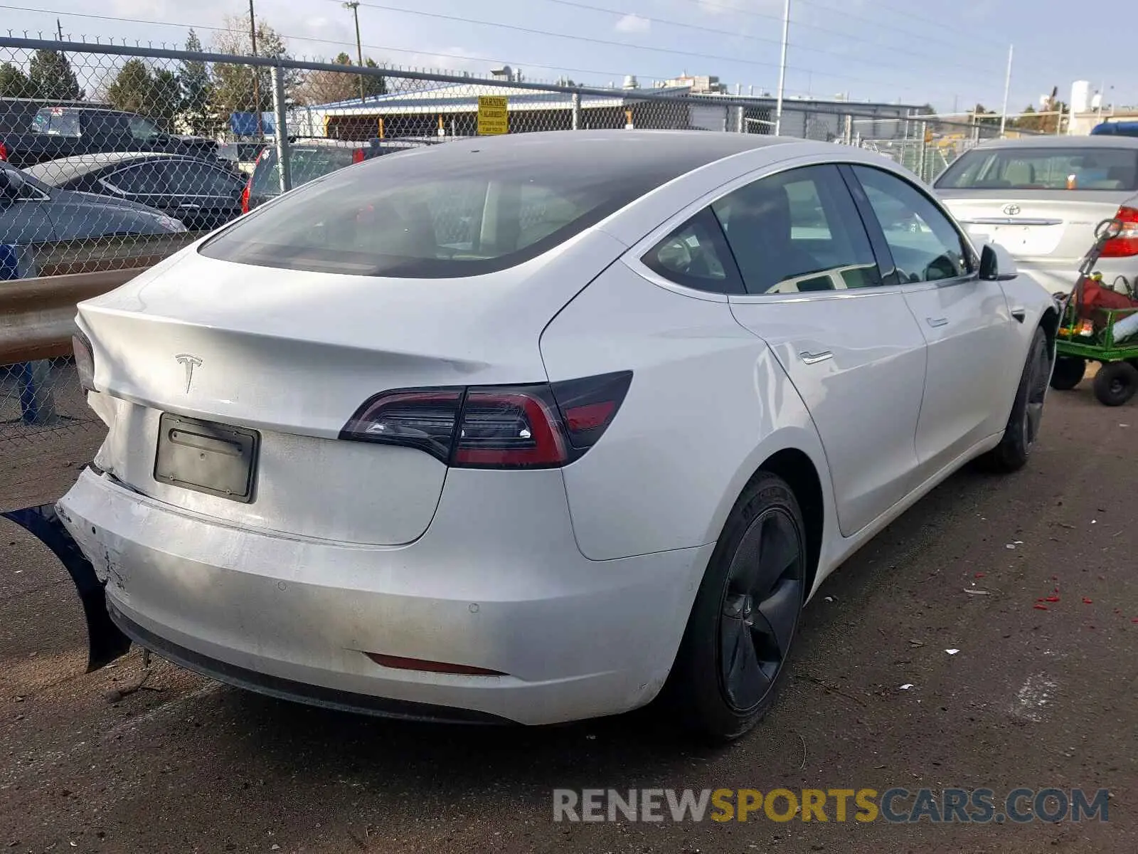 4 Photograph of a damaged car 5YJ3E1EA1KF397146 TESLA MODEL 3 2019