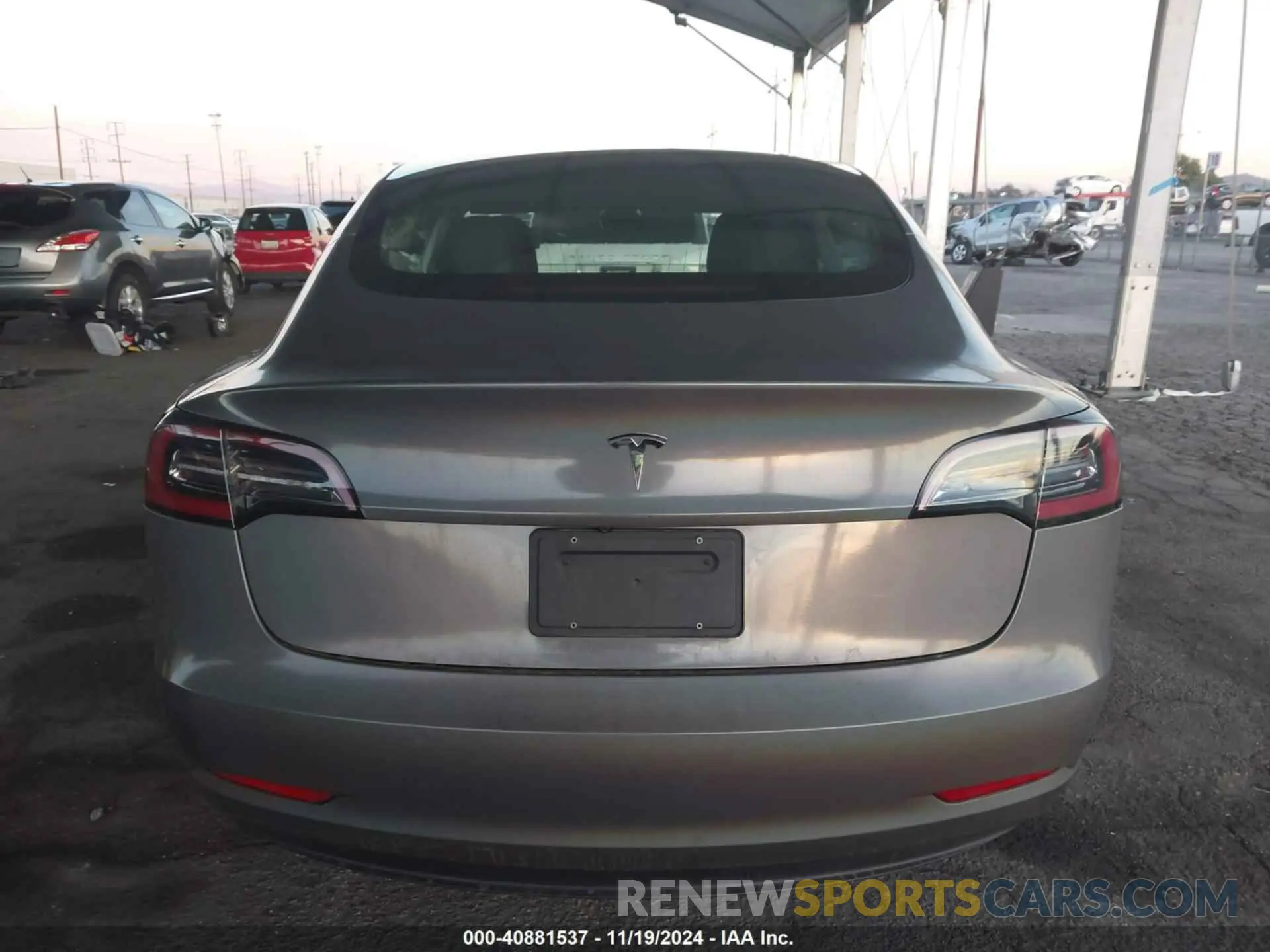 15 Фотография поврежденного автомобиля 5YJ3E1EA1KF399916 TESLA MODEL 3 2019