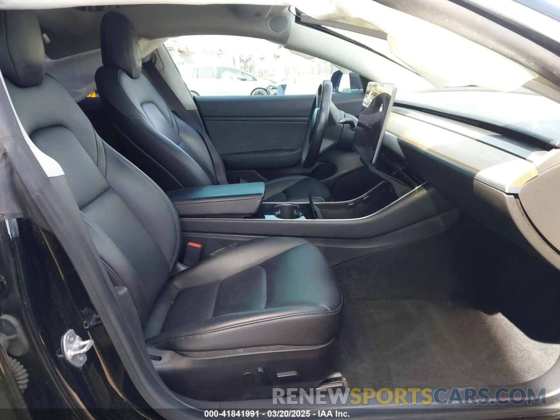 5 Photograph of a damaged car 5YJ3E1EA1KF410297 TESLA MODEL 3 2019