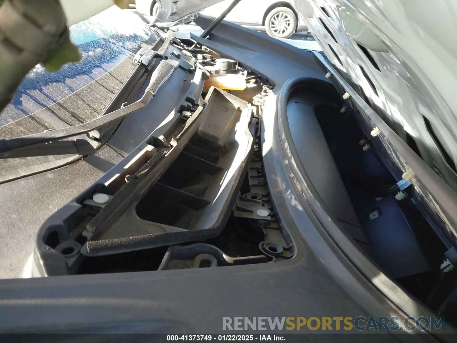 10 Photograph of a damaged car 5YJ3E1EA1KF430775 TESLA MODEL 3 2019