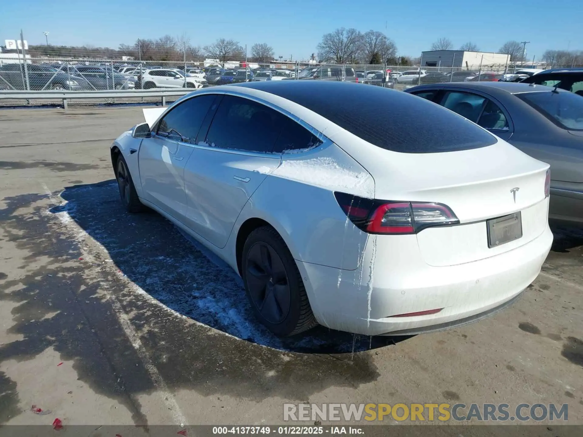 3 Photograph of a damaged car 5YJ3E1EA1KF430775 TESLA MODEL 3 2019