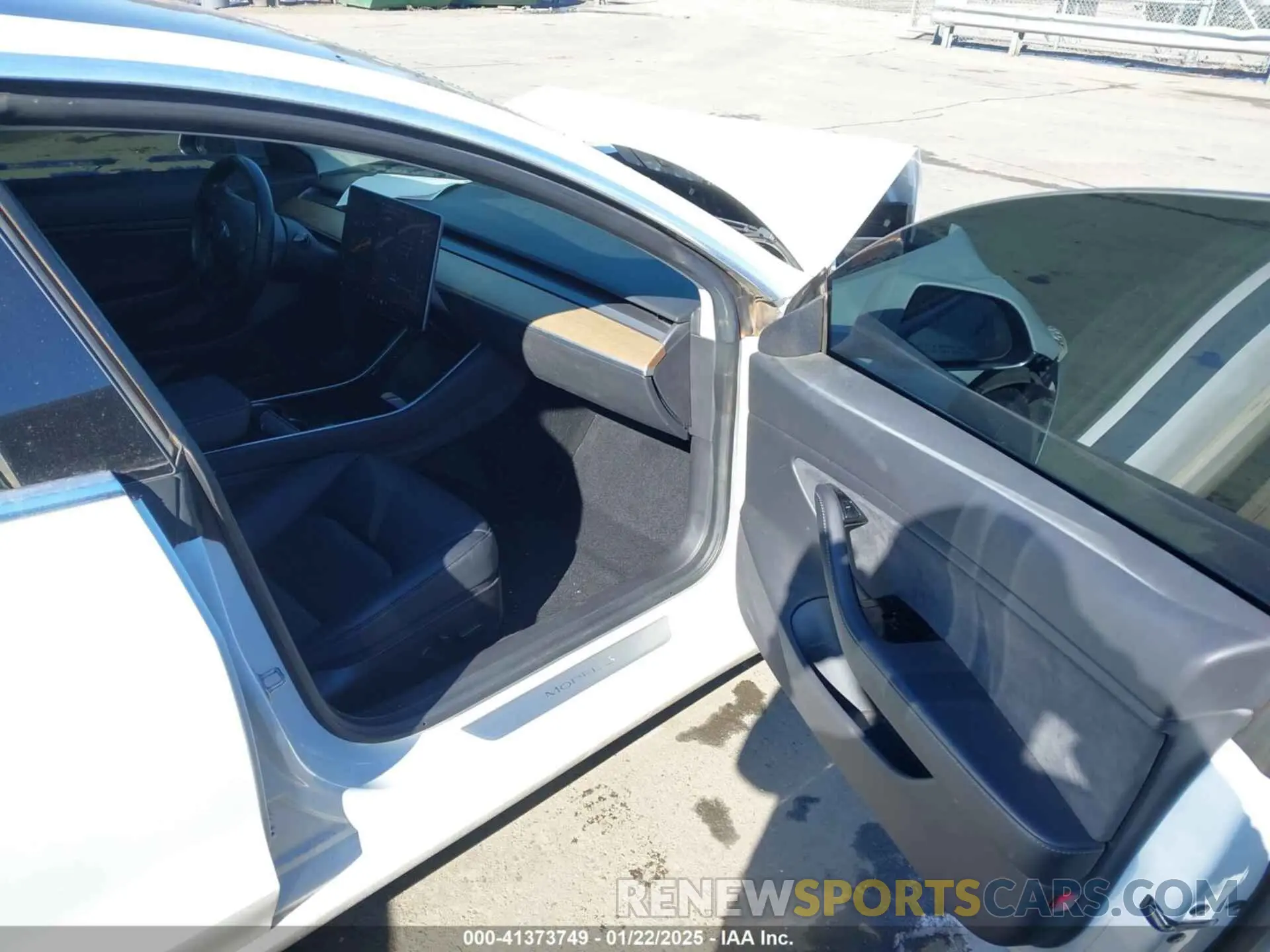 5 Photograph of a damaged car 5YJ3E1EA1KF430775 TESLA MODEL 3 2019