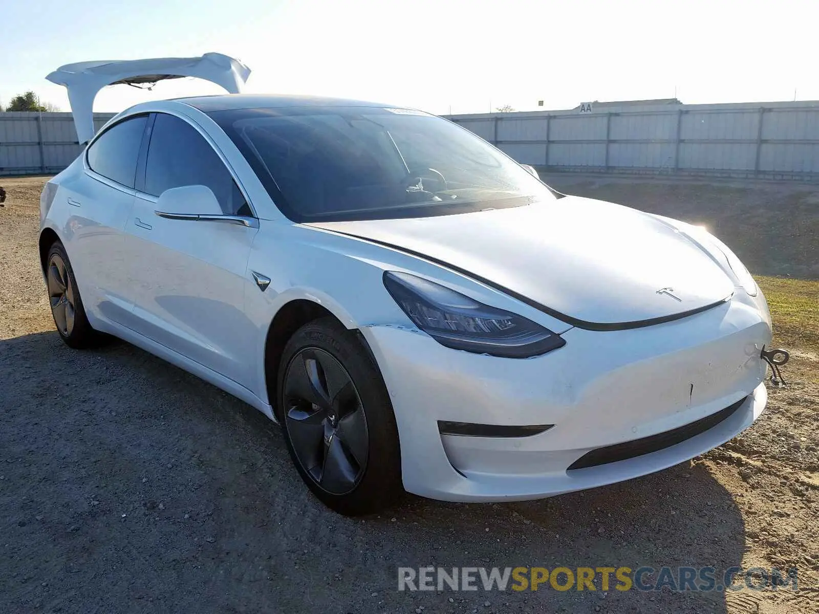 1 Photograph of a damaged car 5YJ3E1EA1KF484271 TESLA MODEL 3 2019