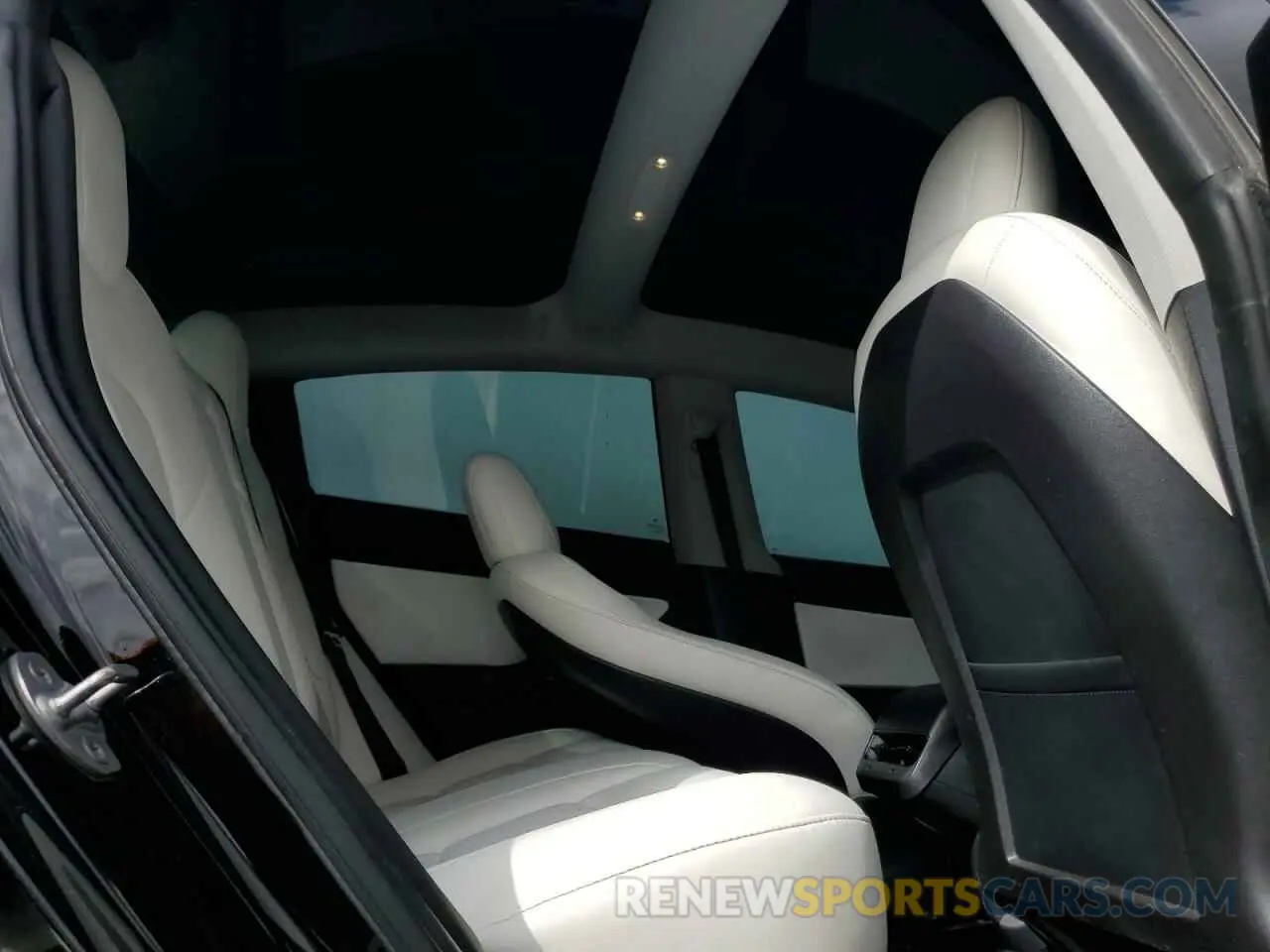 11 Фотография поврежденного автомобиля 5YJ3E1EA2KF312637 TESLA MODEL 3 2019